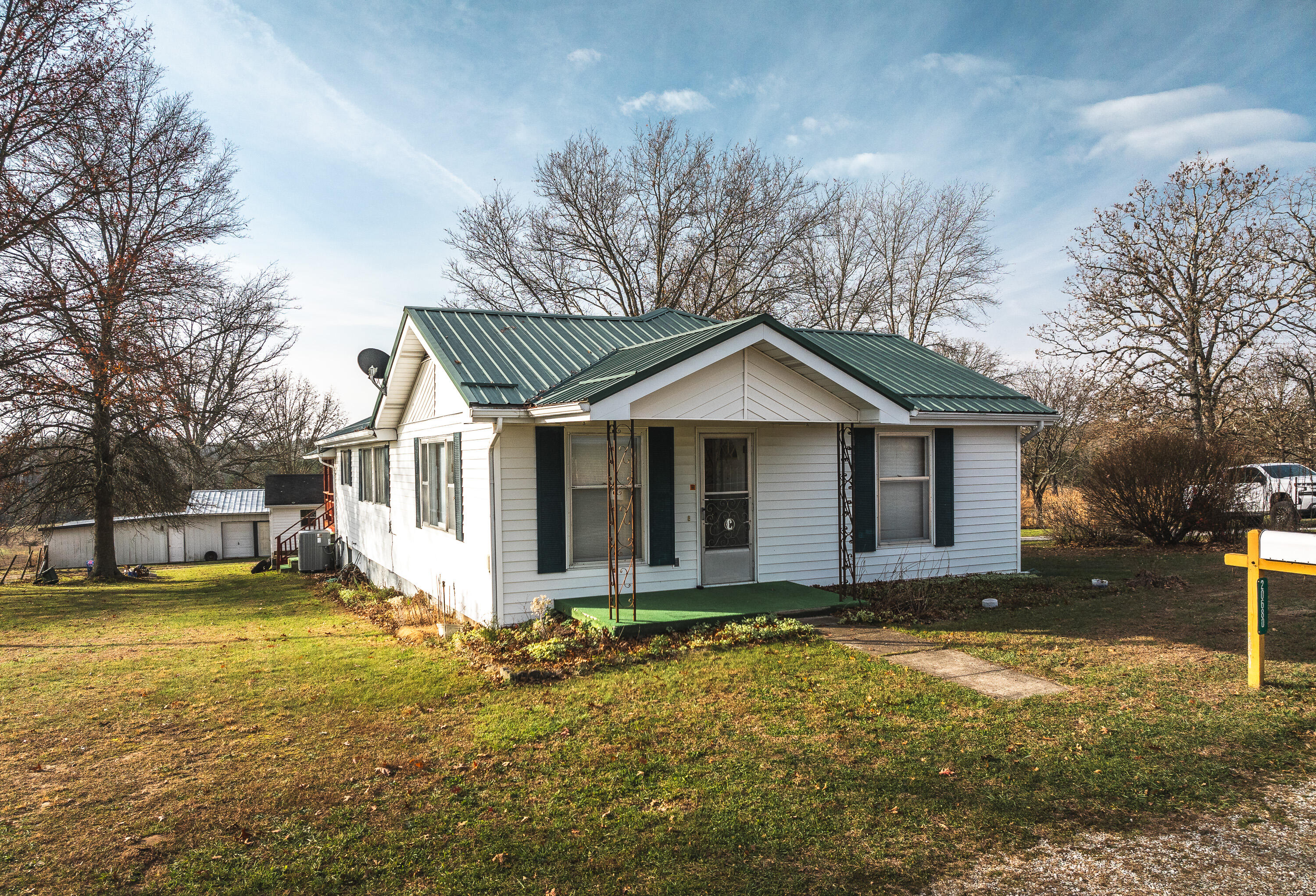 20680 Highway 32 Property Photo 5