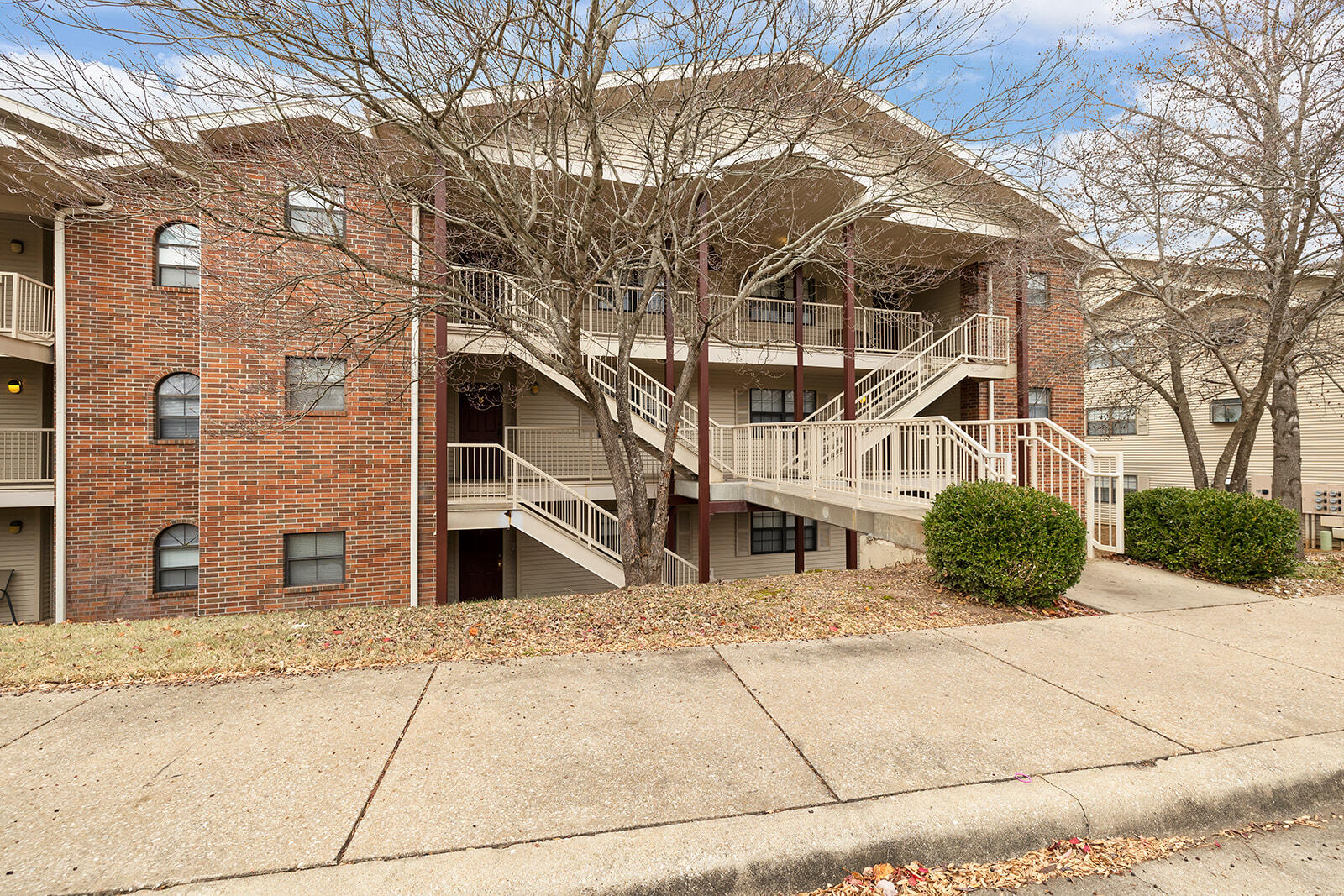 350 South Wildwood Drive Property Photo 3