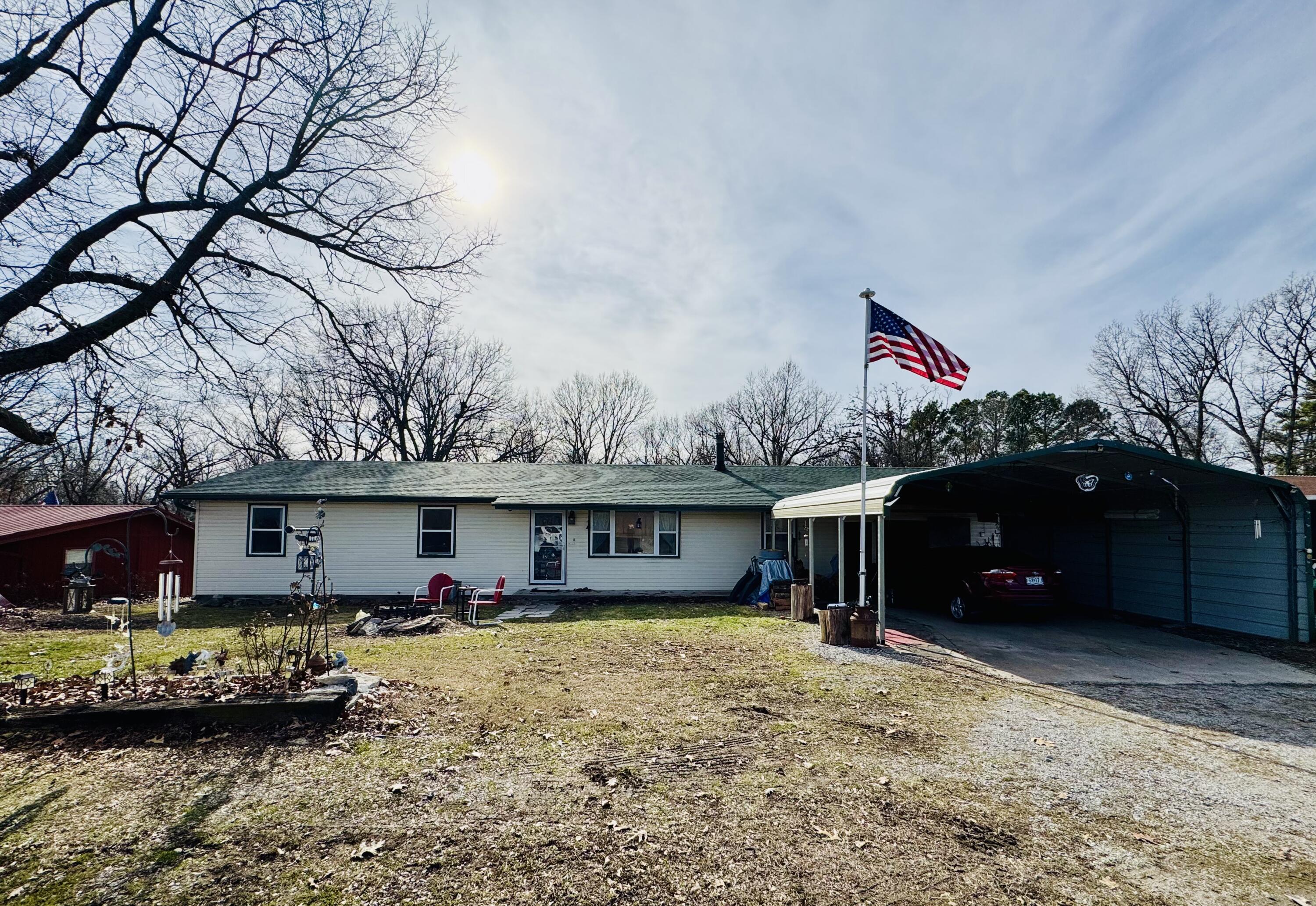 707 Highway F Property Photo 1