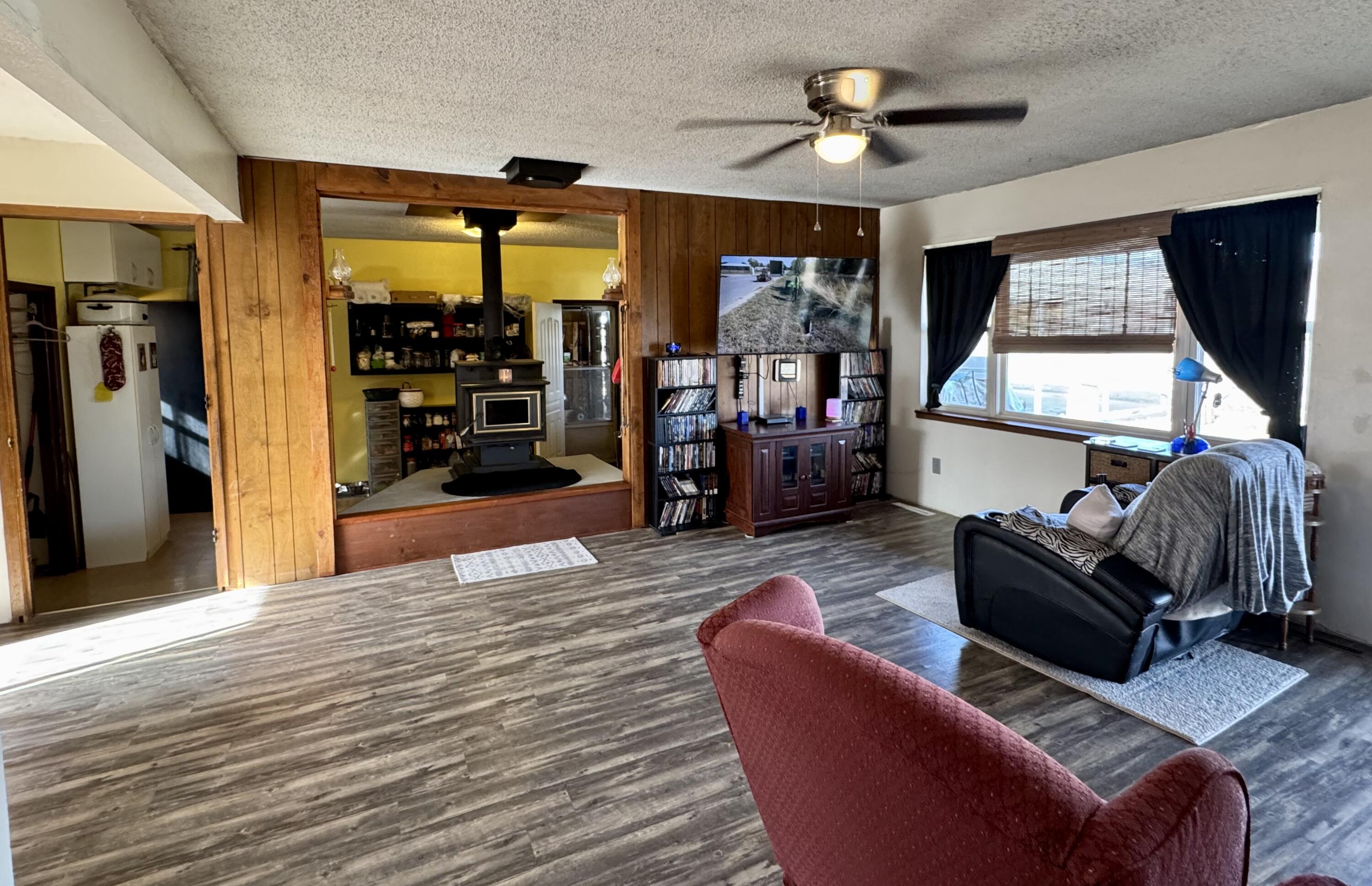 707 Highway F Property Photo 6