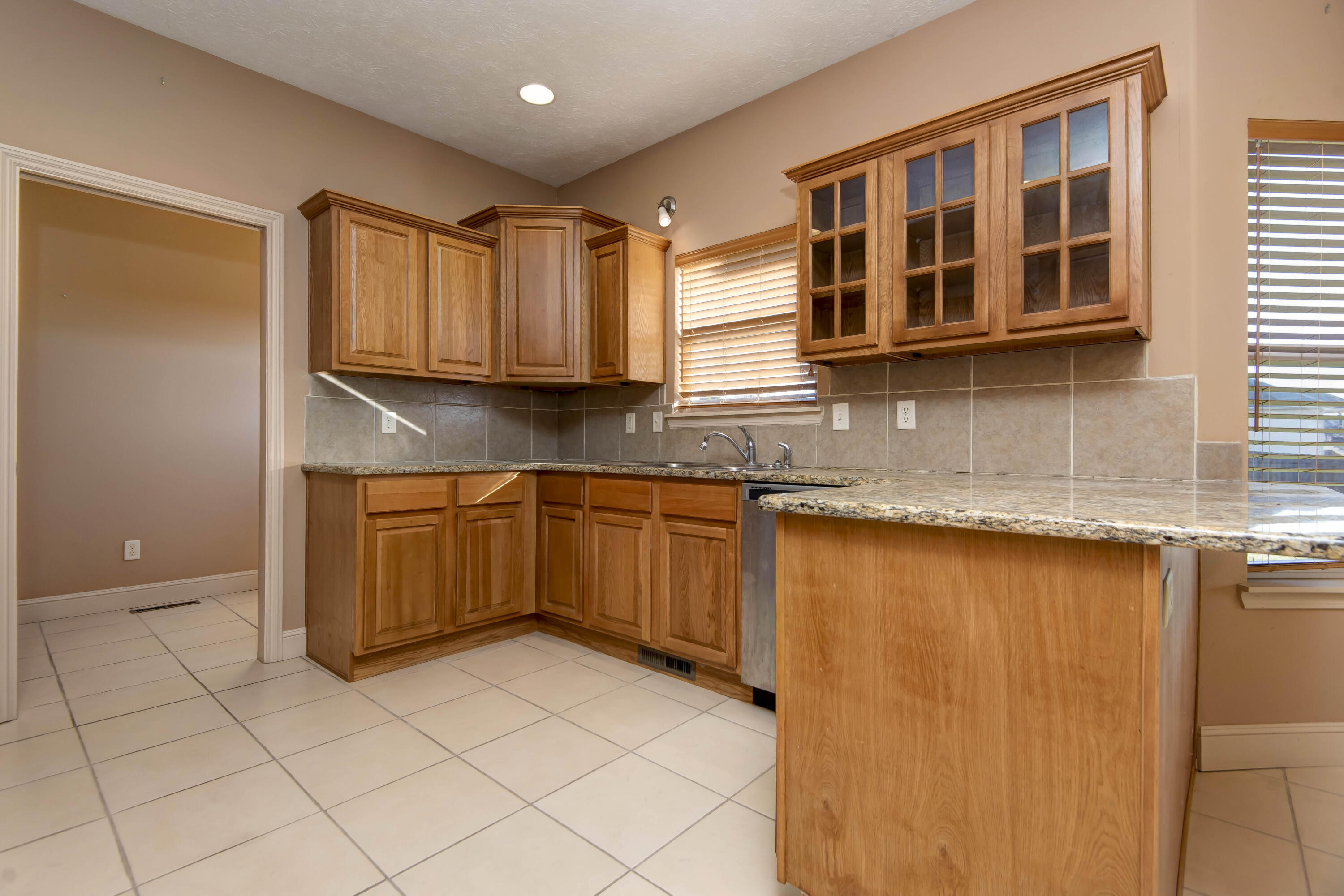 3738 North Mccurry Avenue Property Photo 11