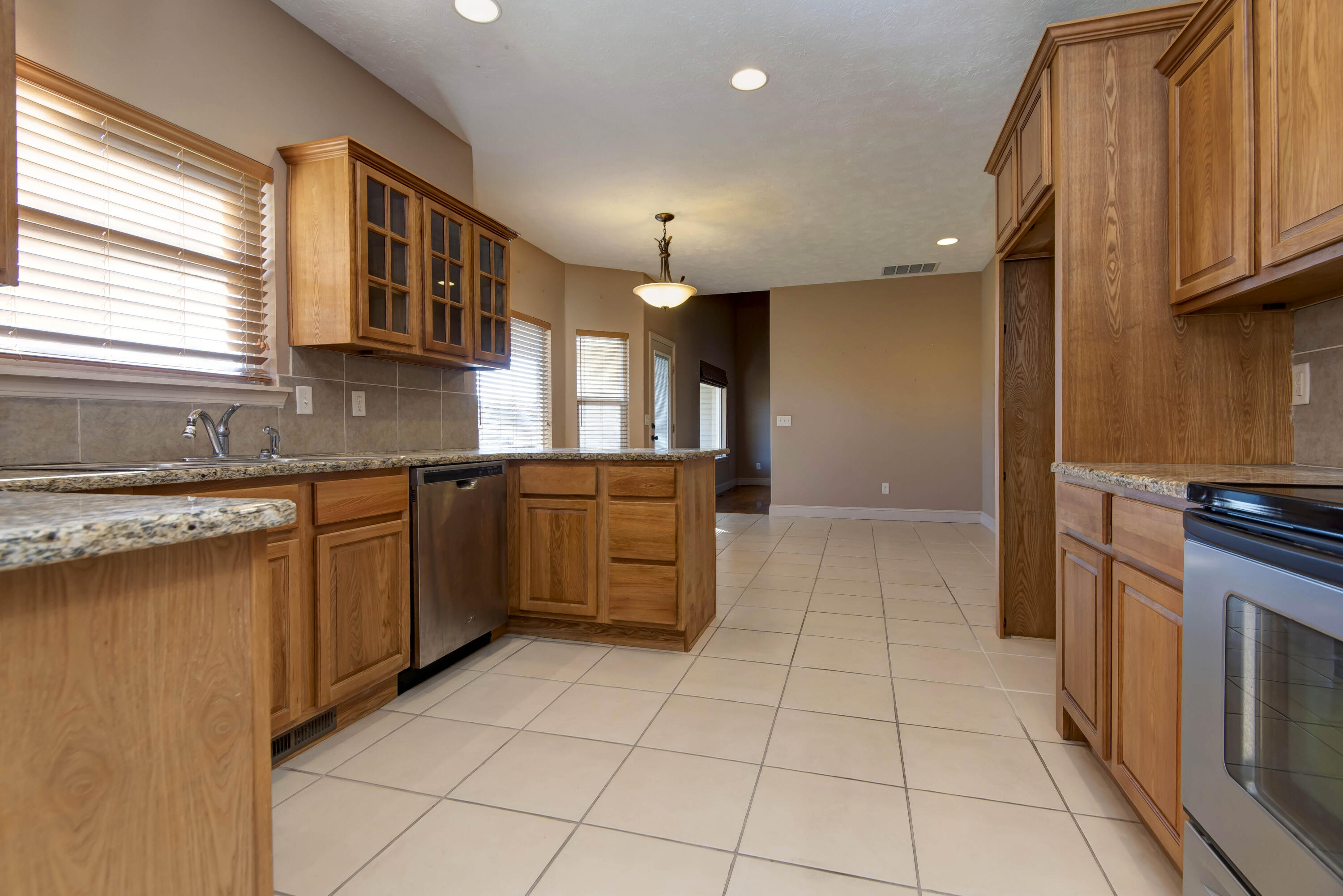 3738 North Mccurry Avenue Property Photo 12