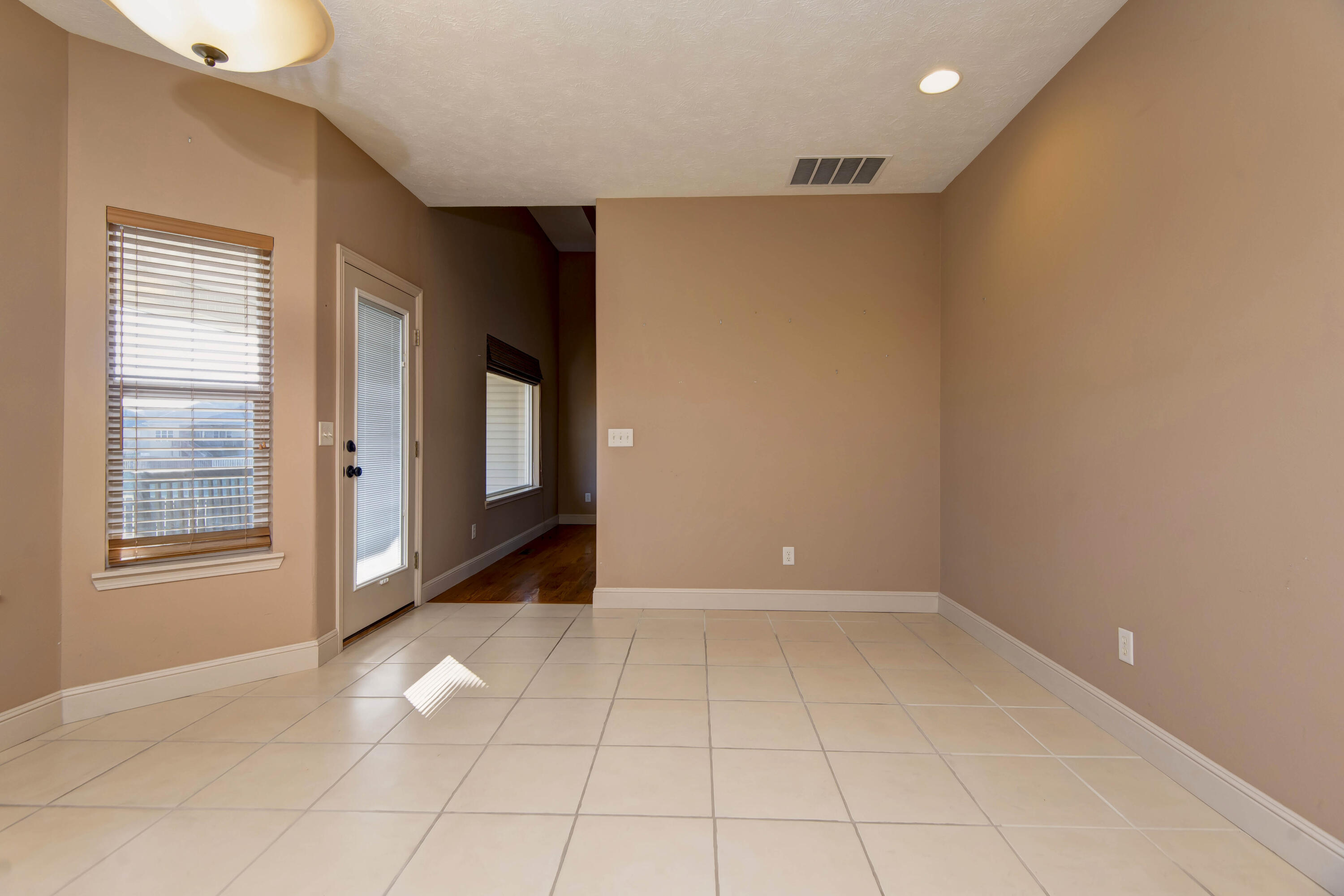 3738 North Mccurry Avenue Property Photo 18