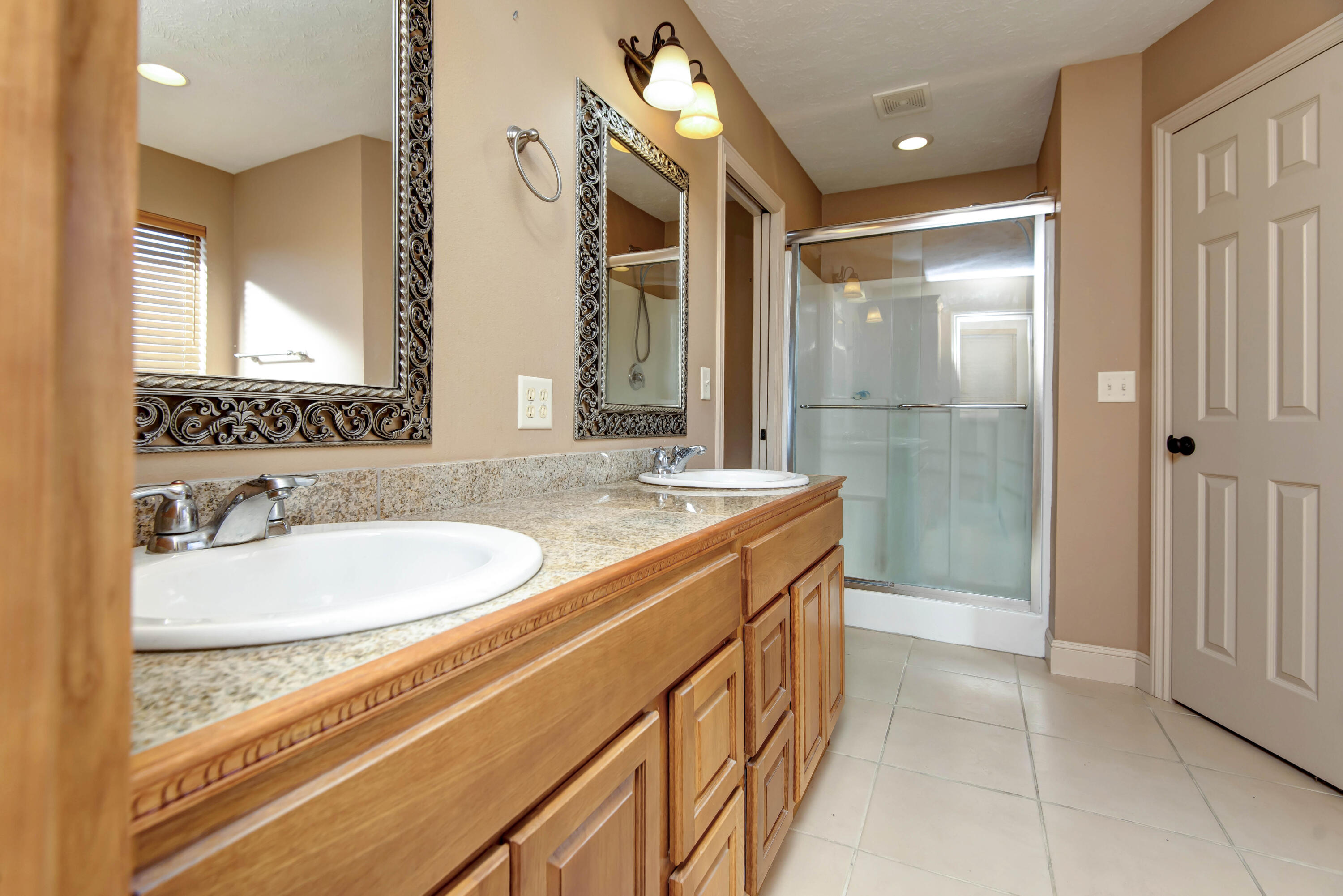 3738 North Mccurry Avenue Property Photo 22