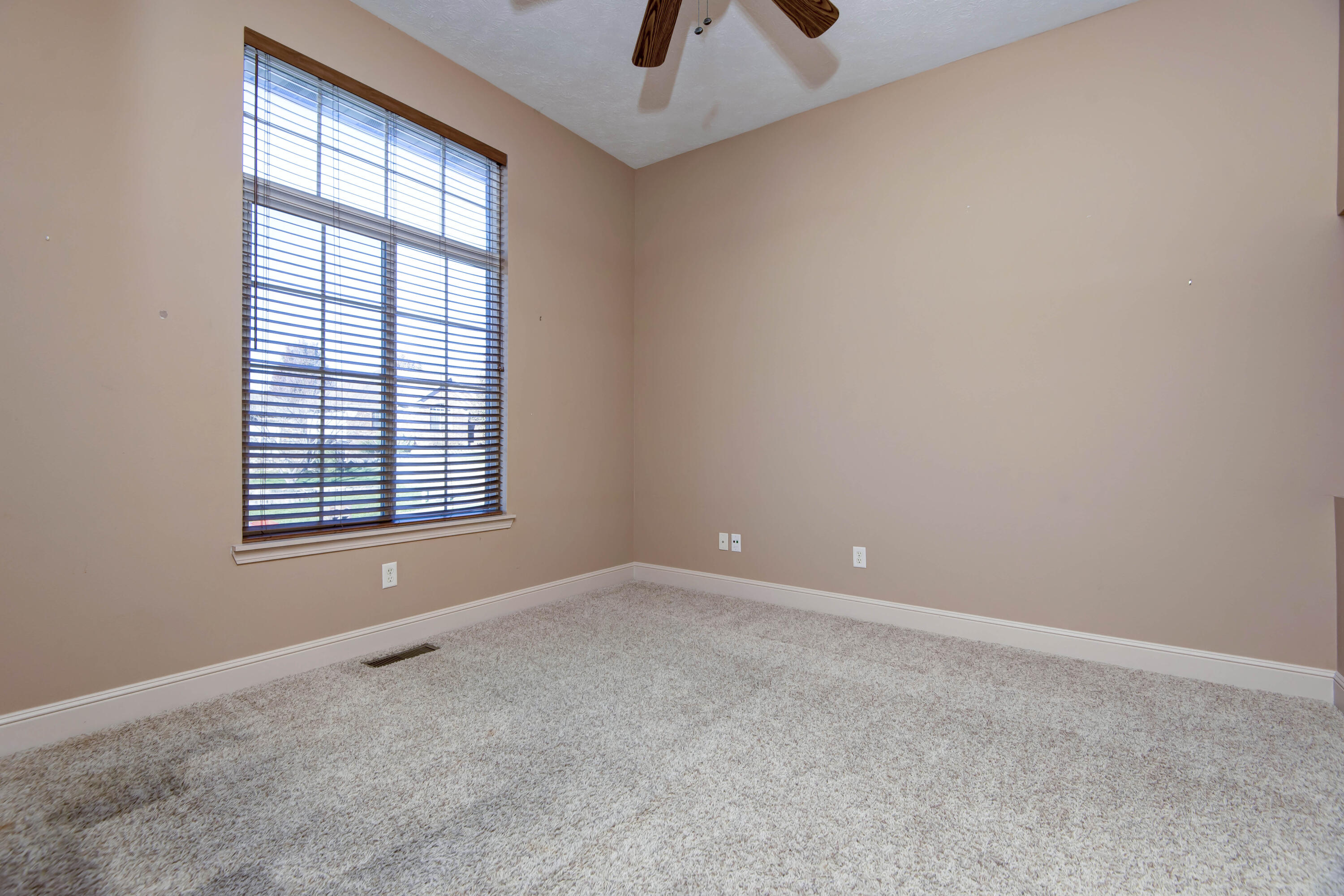 3738 North Mccurry Avenue Property Photo 27