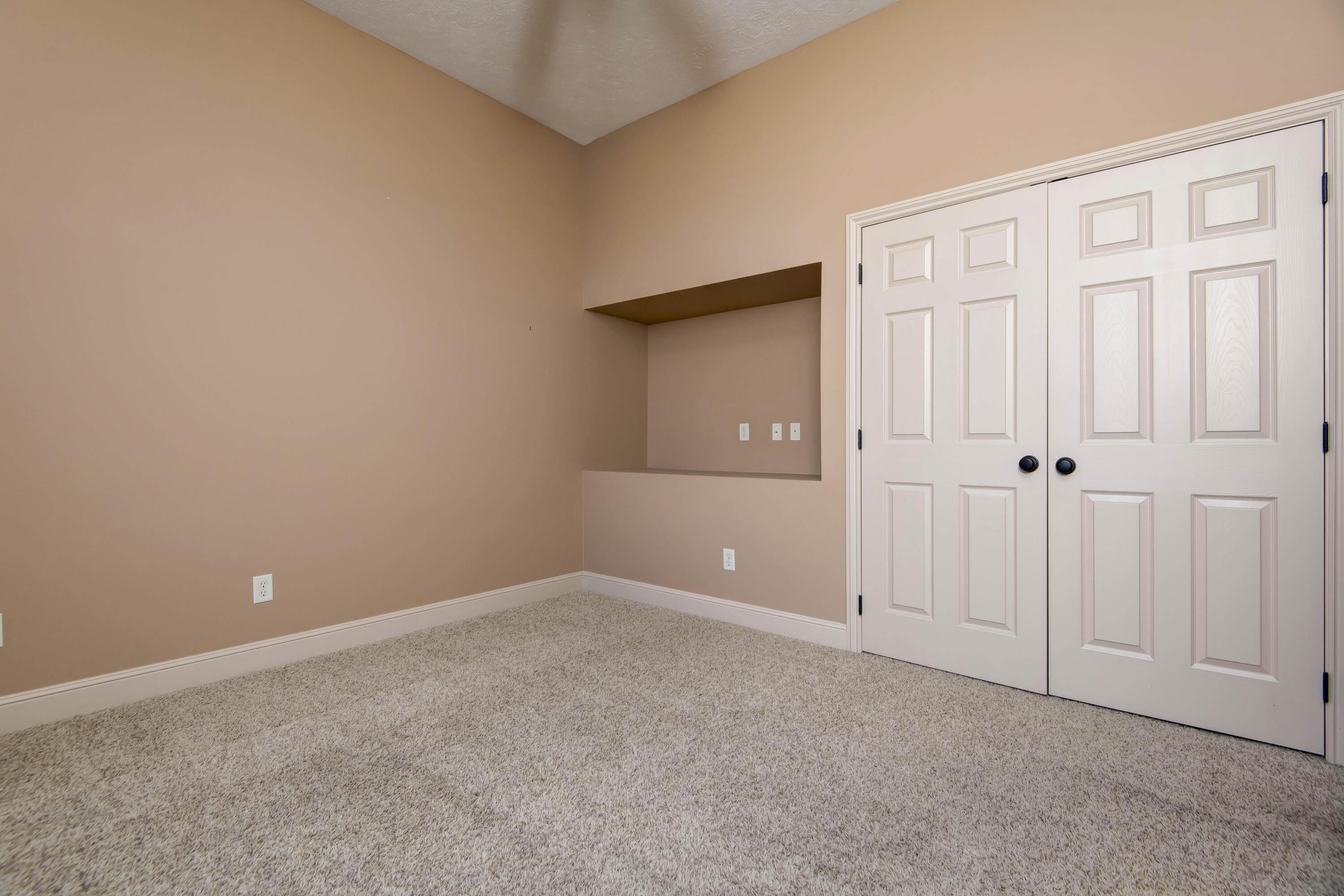 3738 North Mccurry Avenue Property Photo 28