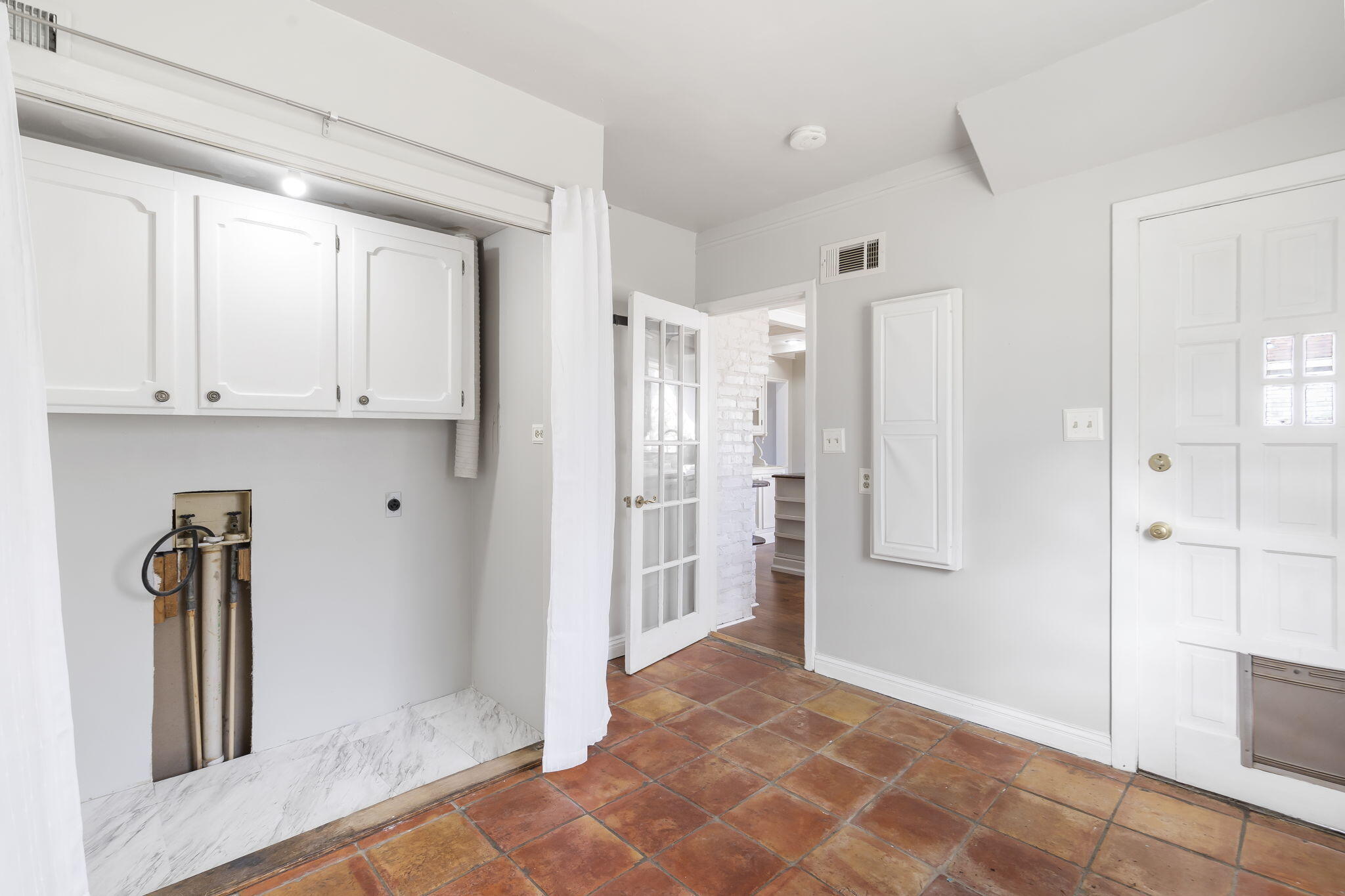 806 East Linwood Drive Property Photo 13