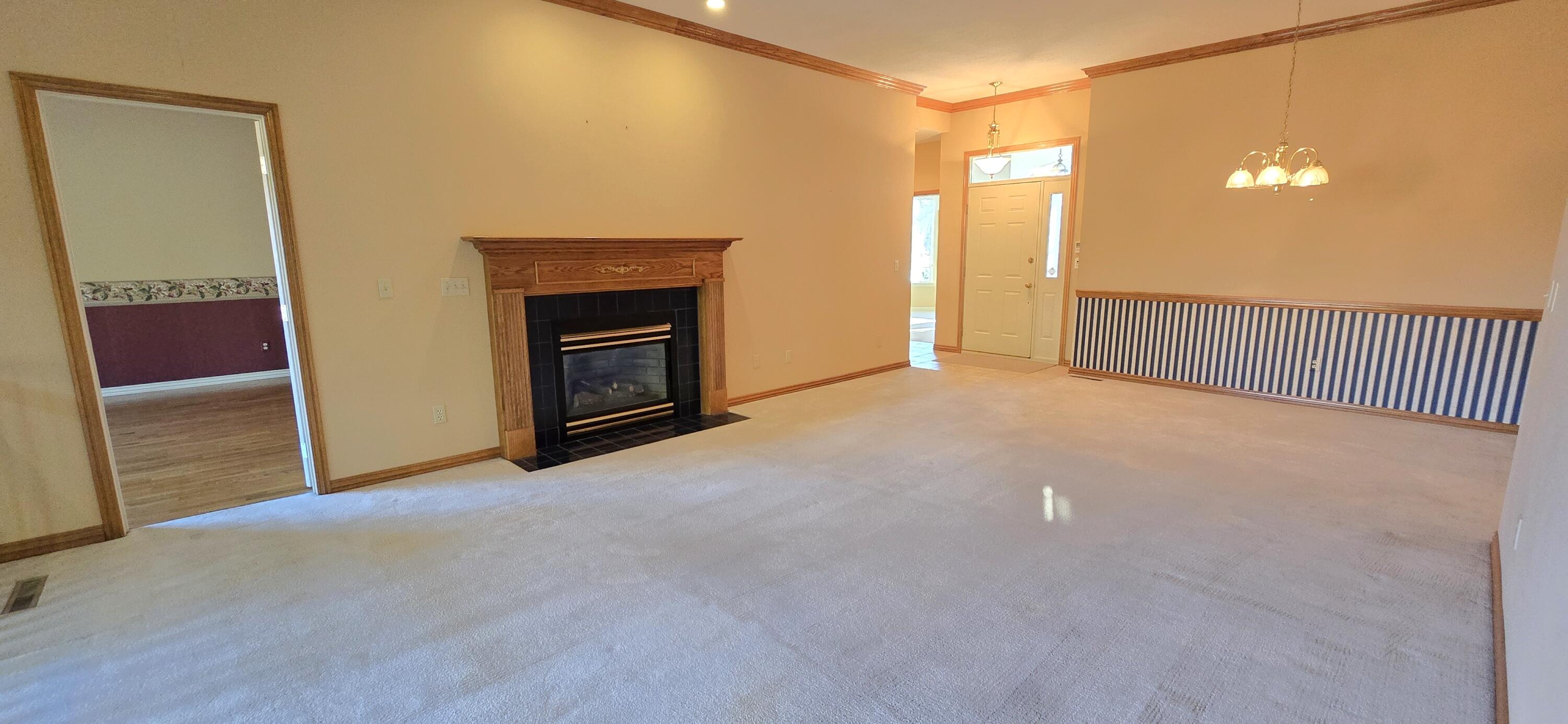 962 South Carriage Avenue Property Photo 6