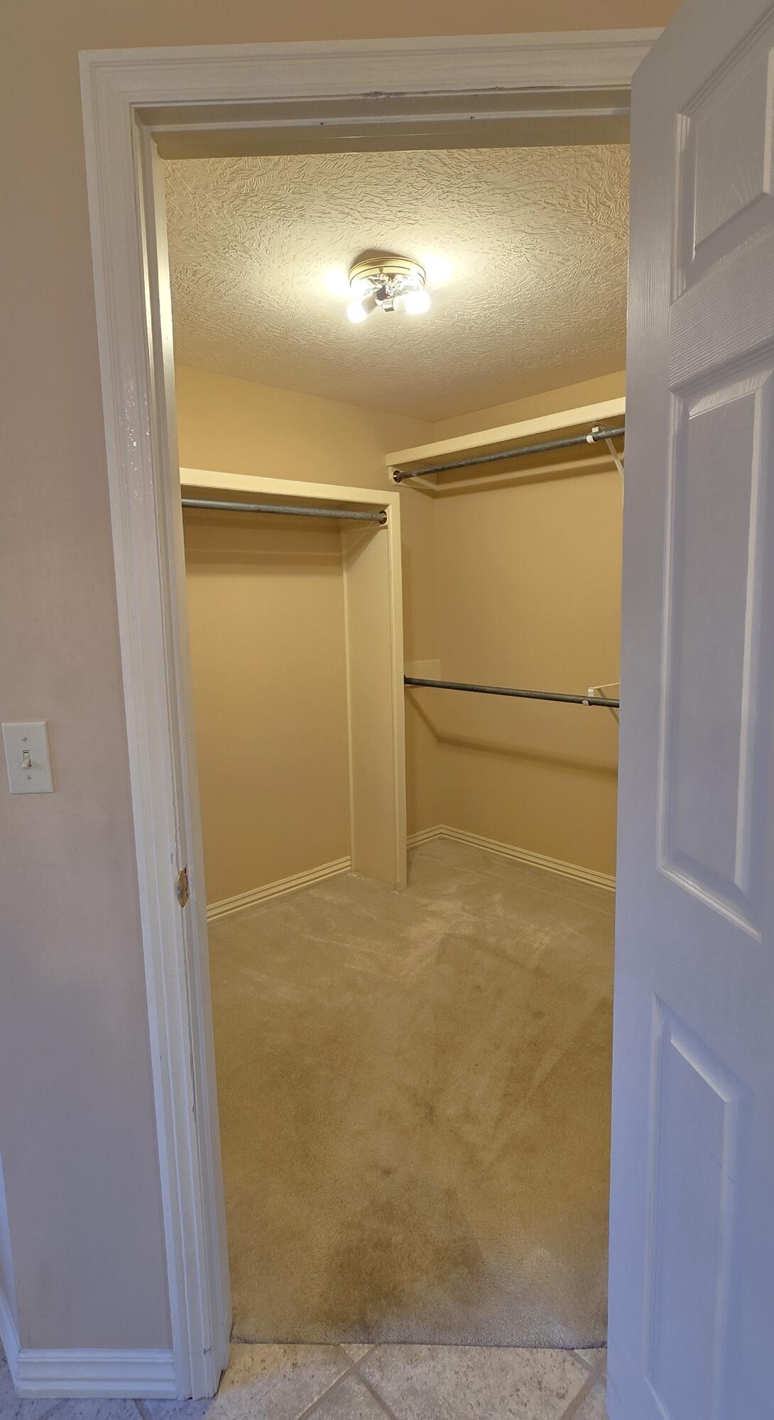 962 South Carriage Avenue Property Photo 23