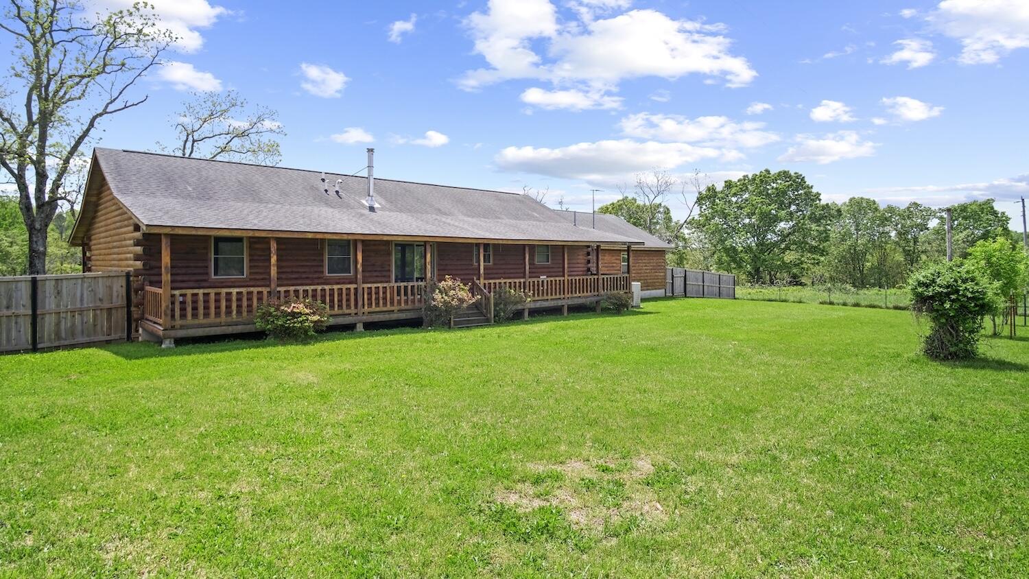 323 County Road 6720 Property Photo 24