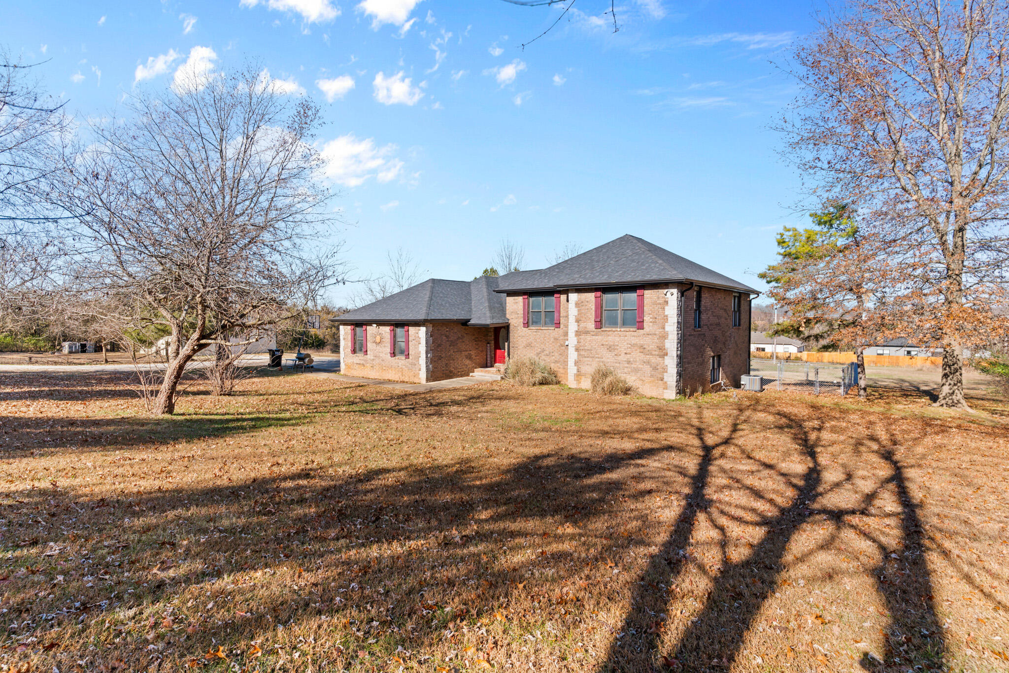 457 East War Horse Lane Property Photo 2