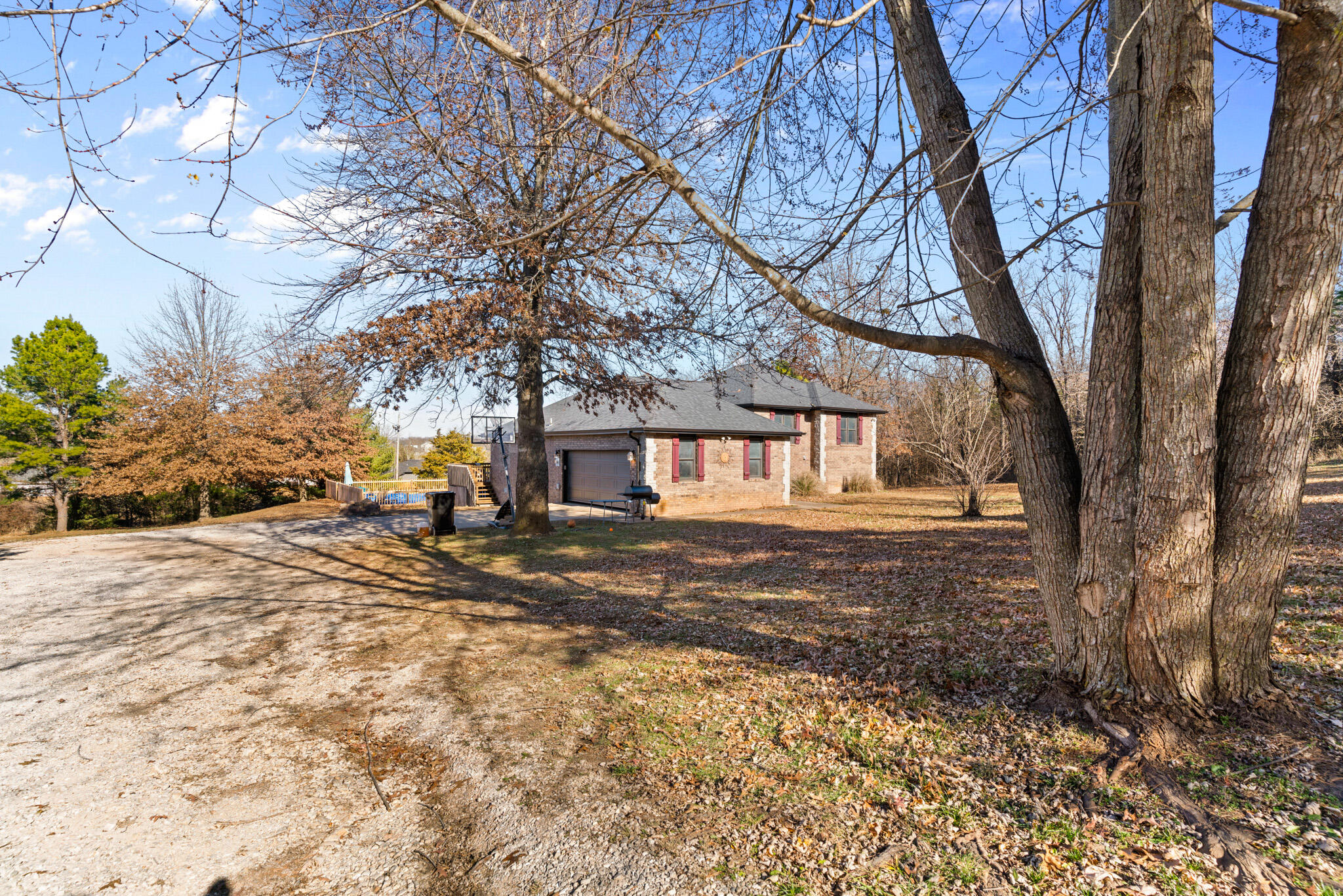 457 East War Horse Lane Property Photo 4