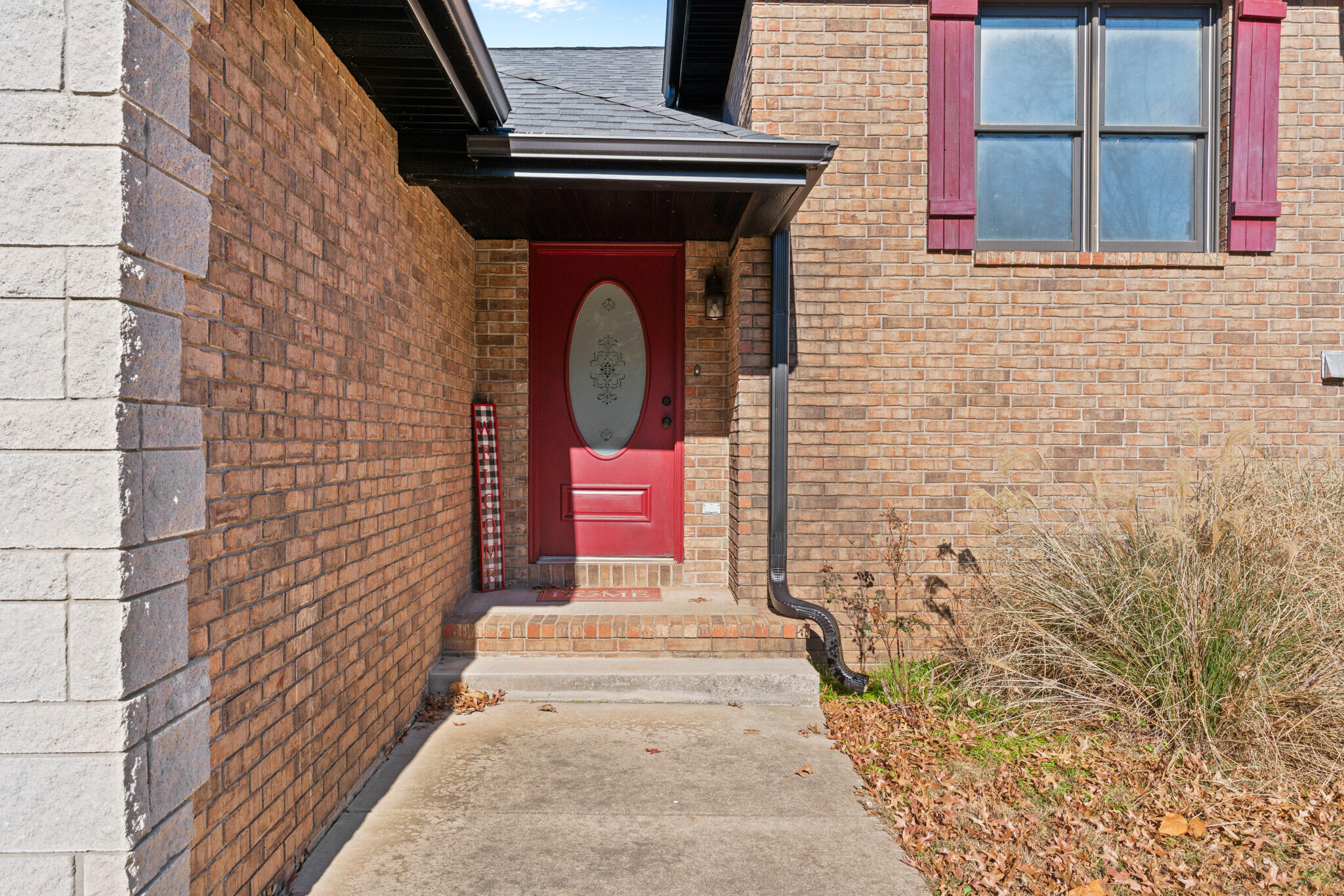457 East War Horse Lane Property Photo 6