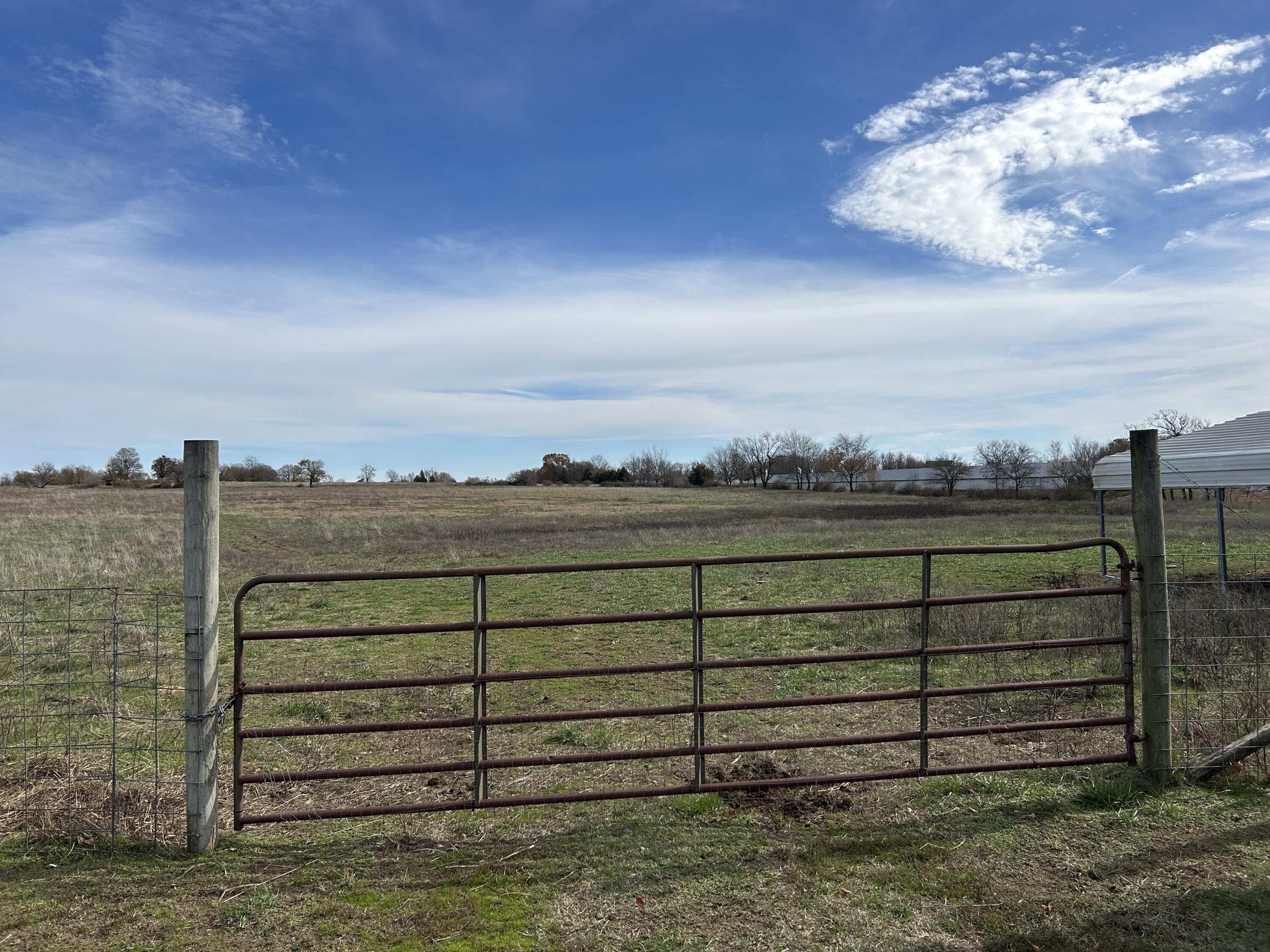 23700 E State Highway 76 Property Photo 18