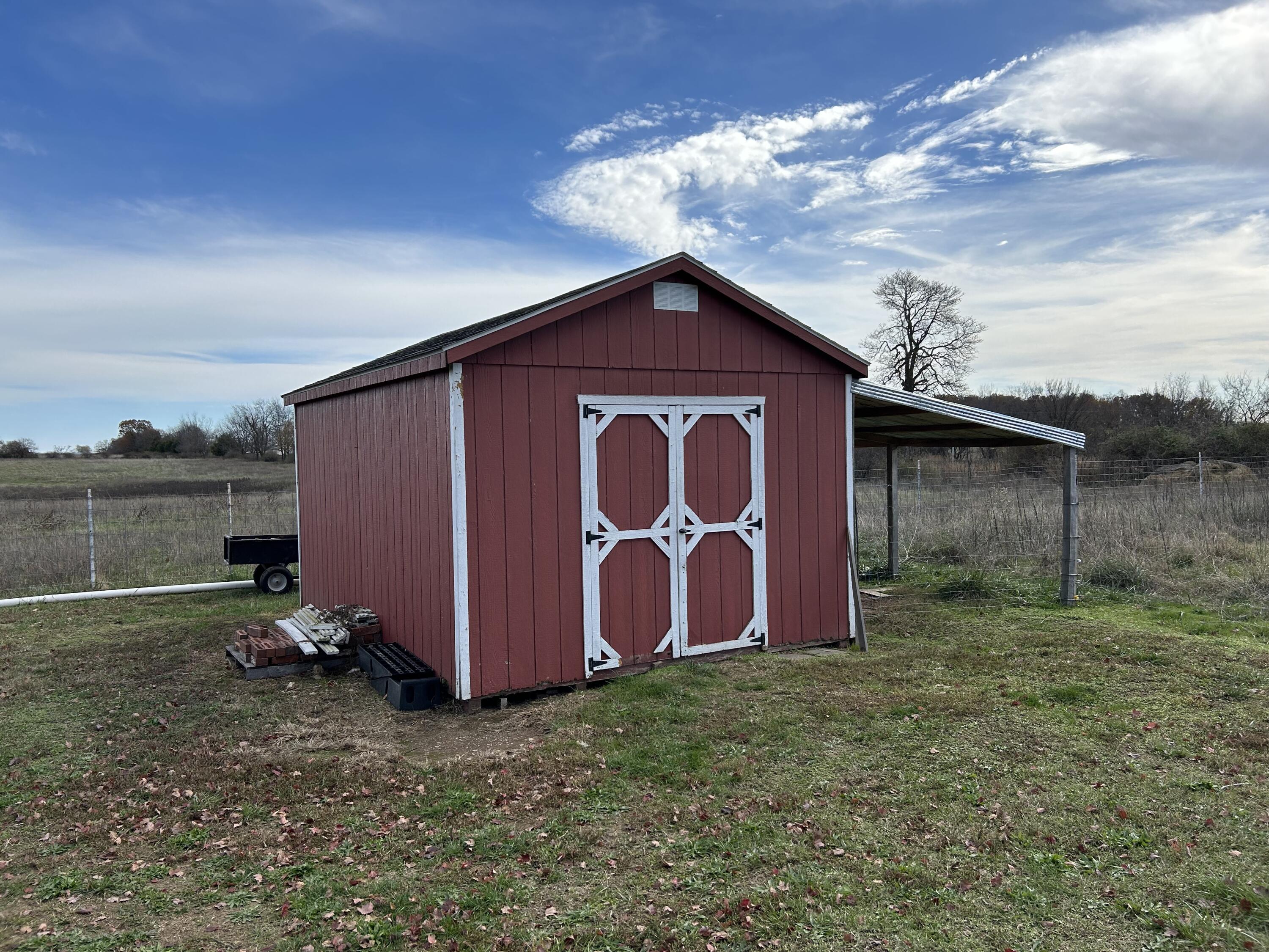 23700 E State Highway 76 Property Photo 23