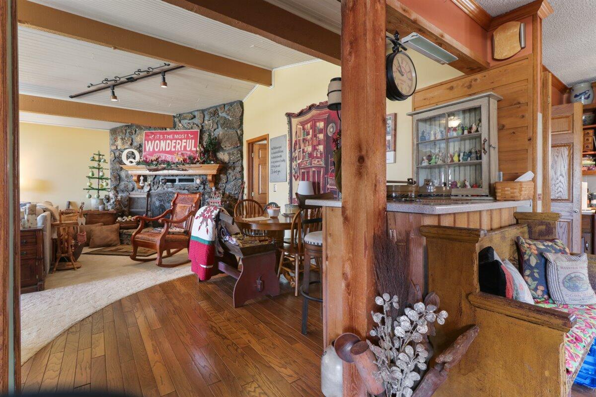 12182 State Highway Ee Property Photo 9
