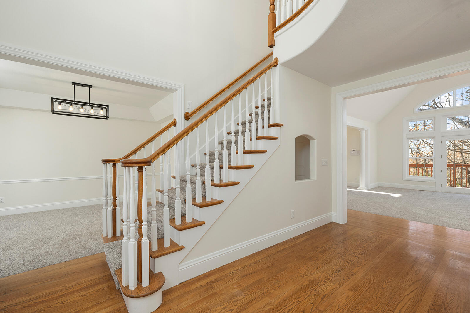 136 Grand Pointe Property Photo 11