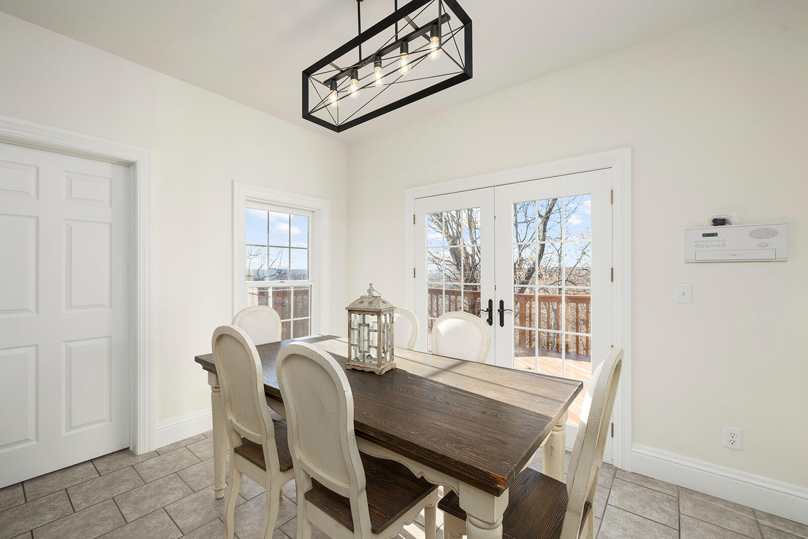 136 Grand Pointe Property Photo 18