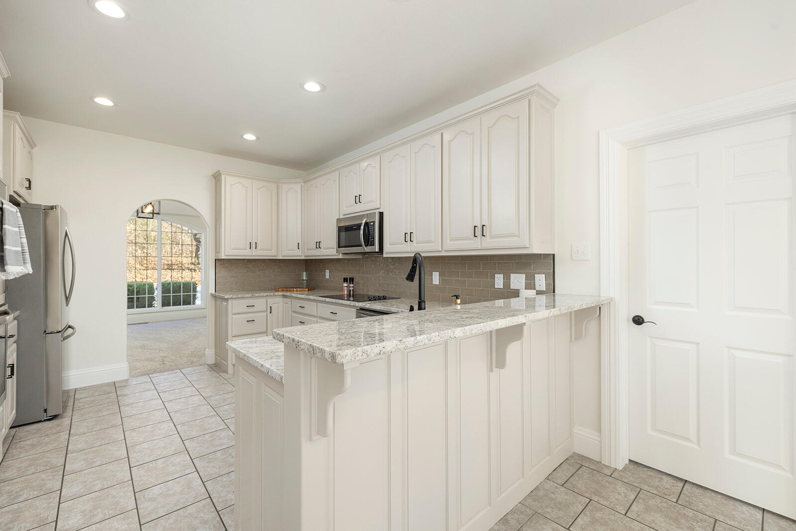 136 Grand Pointe Property Photo 19