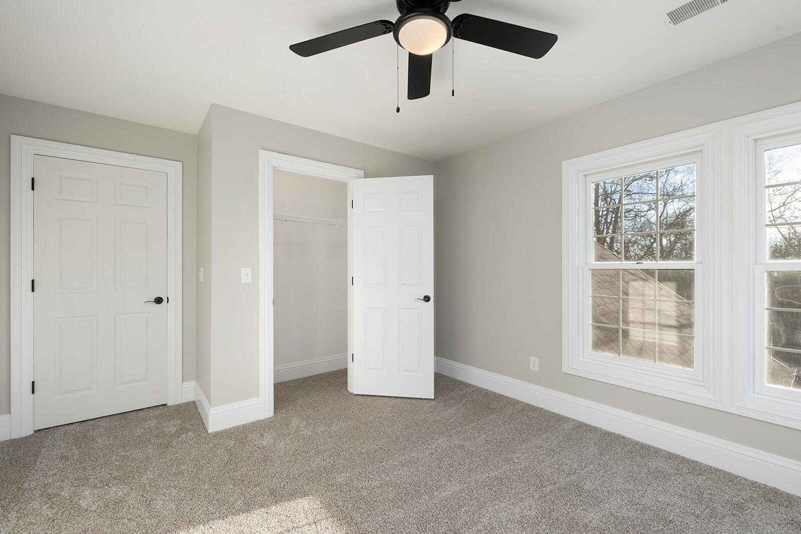 136 Grand Pointe Property Photo 45