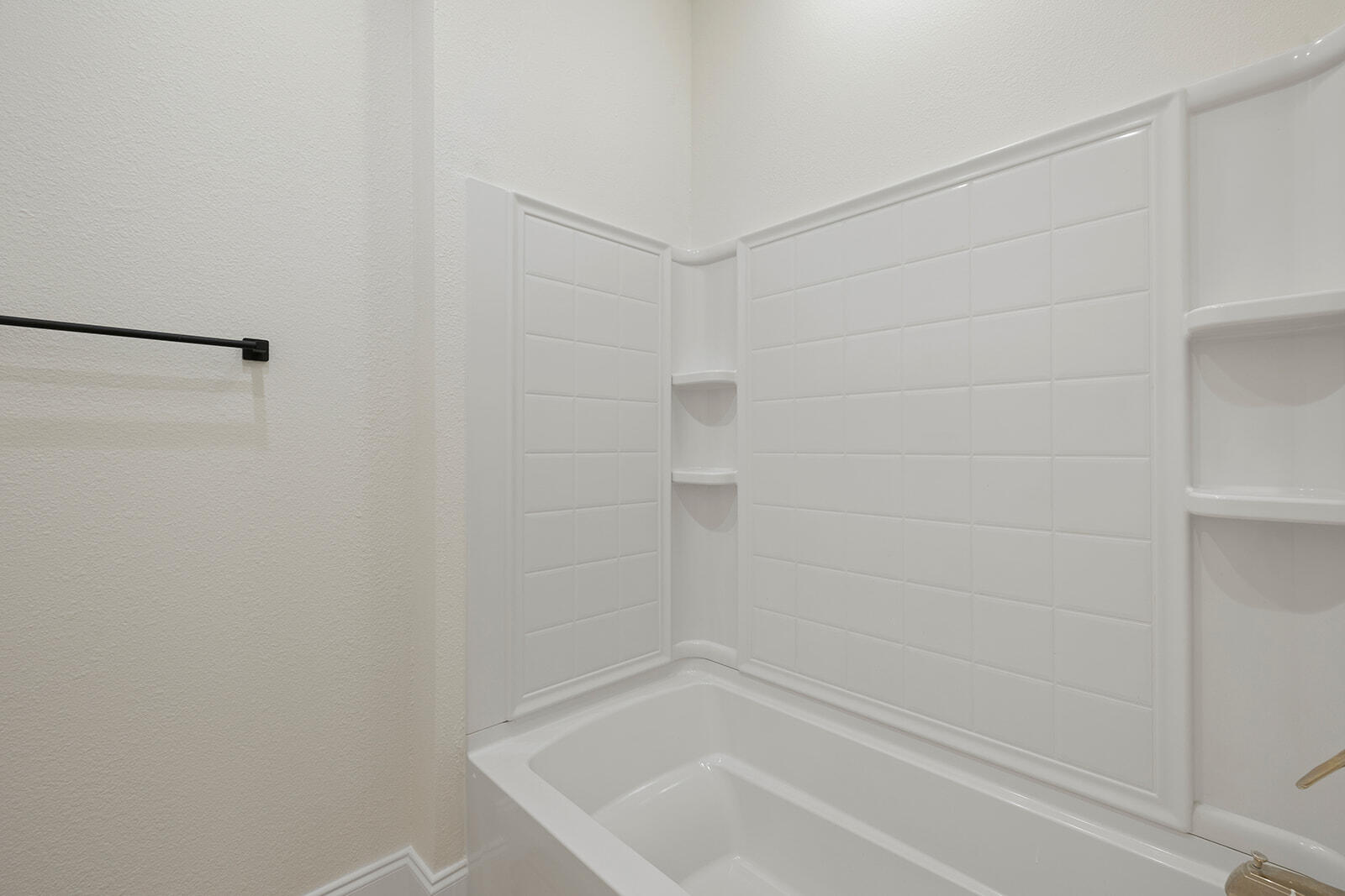 136 Grand Pointe Property Photo 54