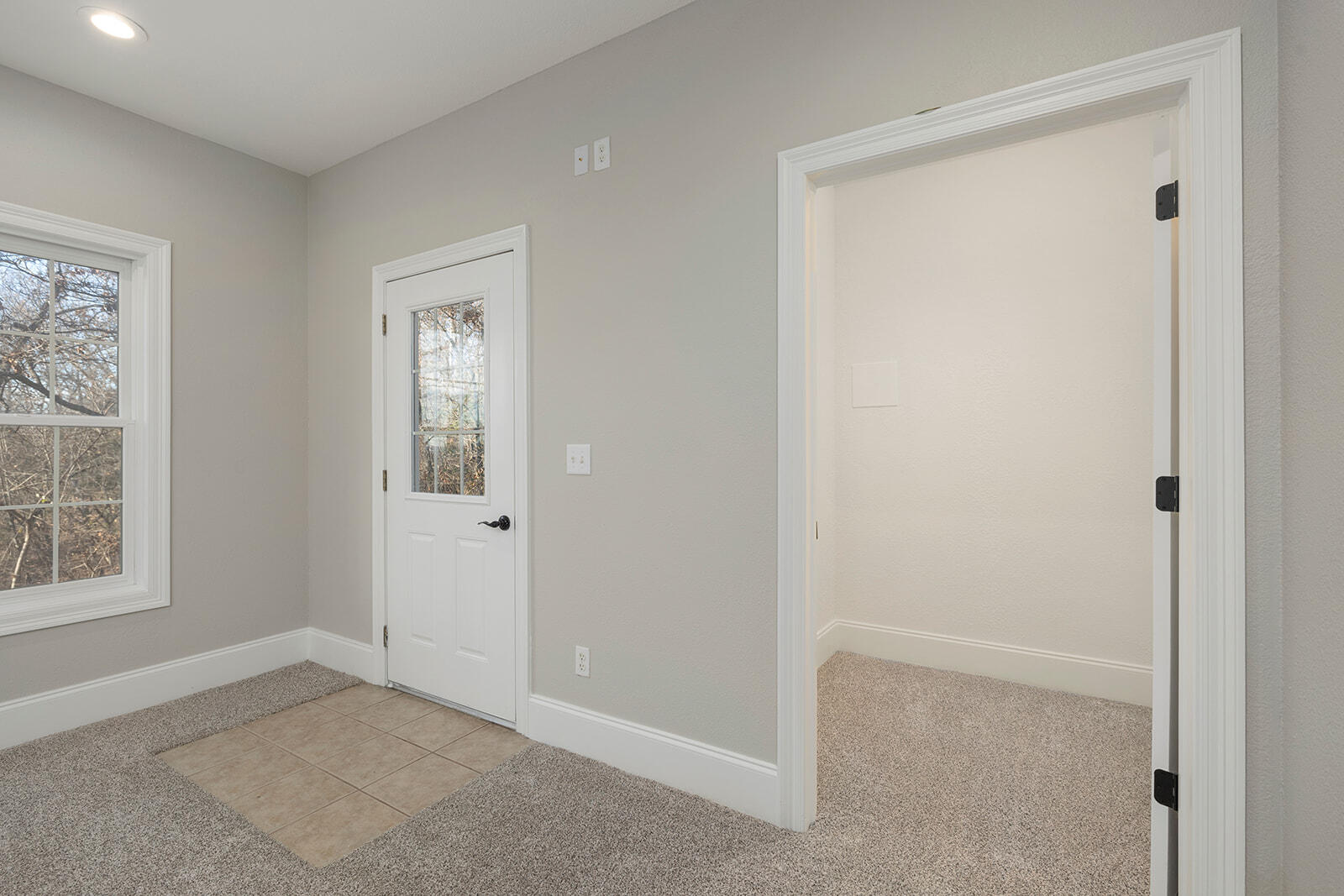 136 Grand Pointe Property Photo 57
