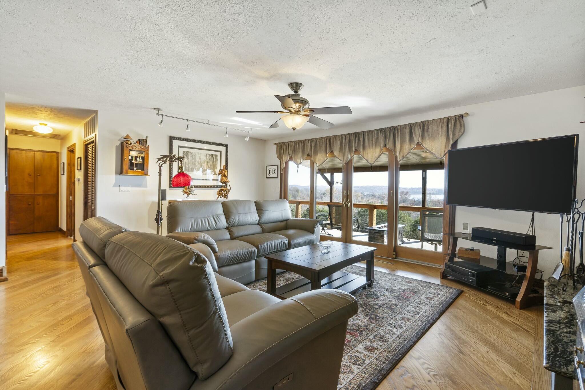 13 Whiterock Lane Property Photo 17