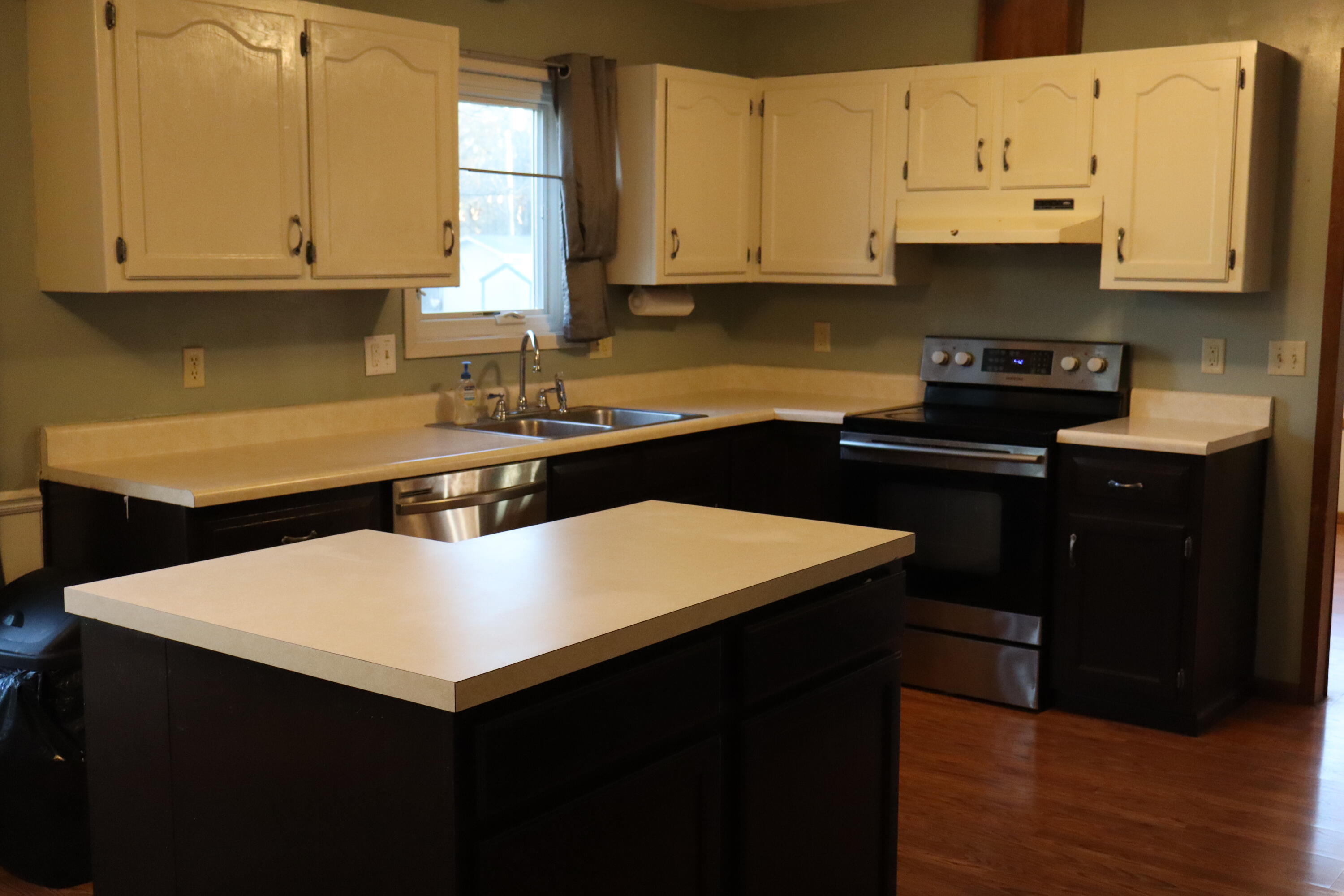 19128 Greenwood Ridge Road Road Property Photo 8