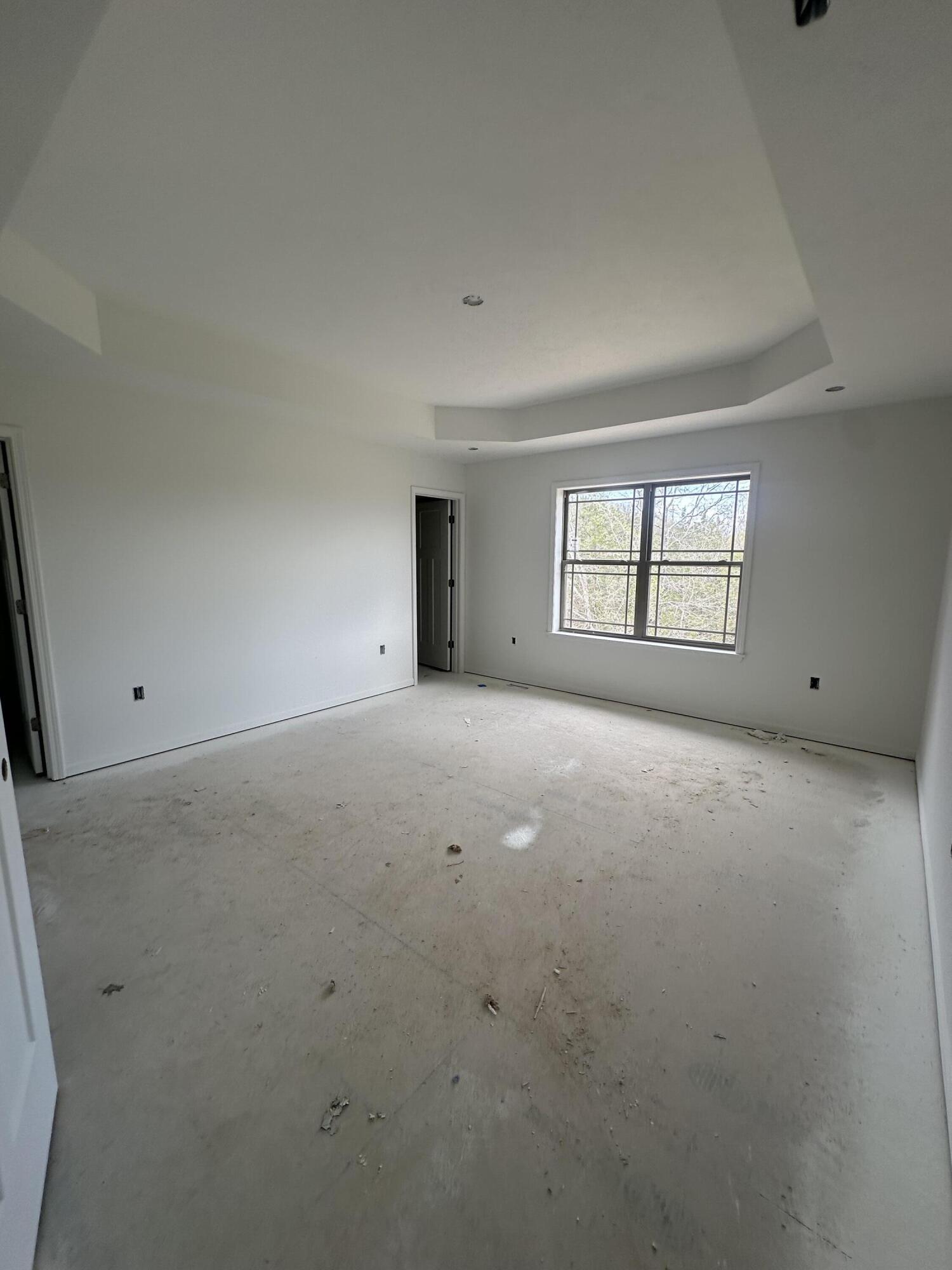551 Pine Woods Village Drive Property Photo 7
