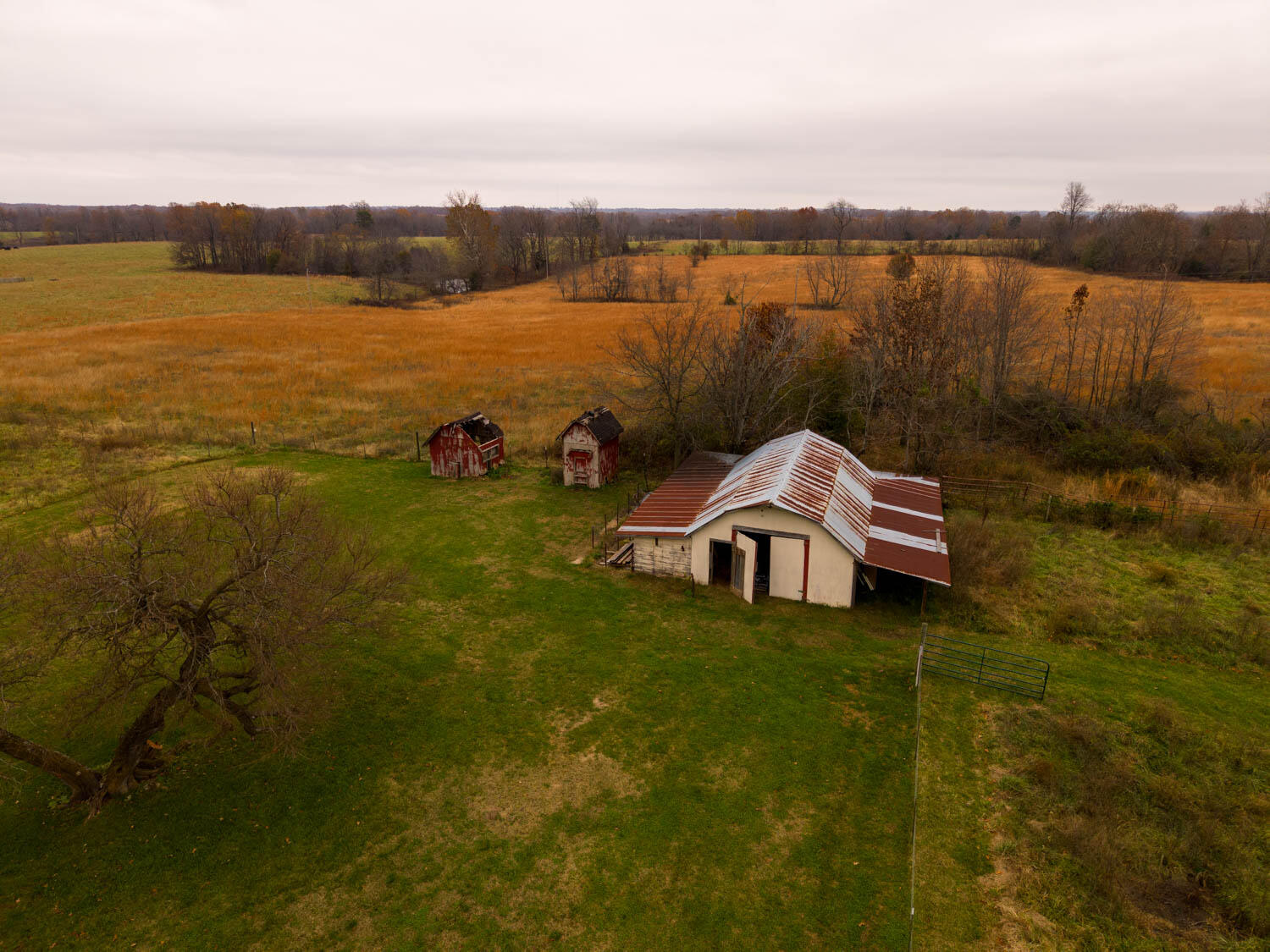 8806 County Road 9460 Property Photo 40