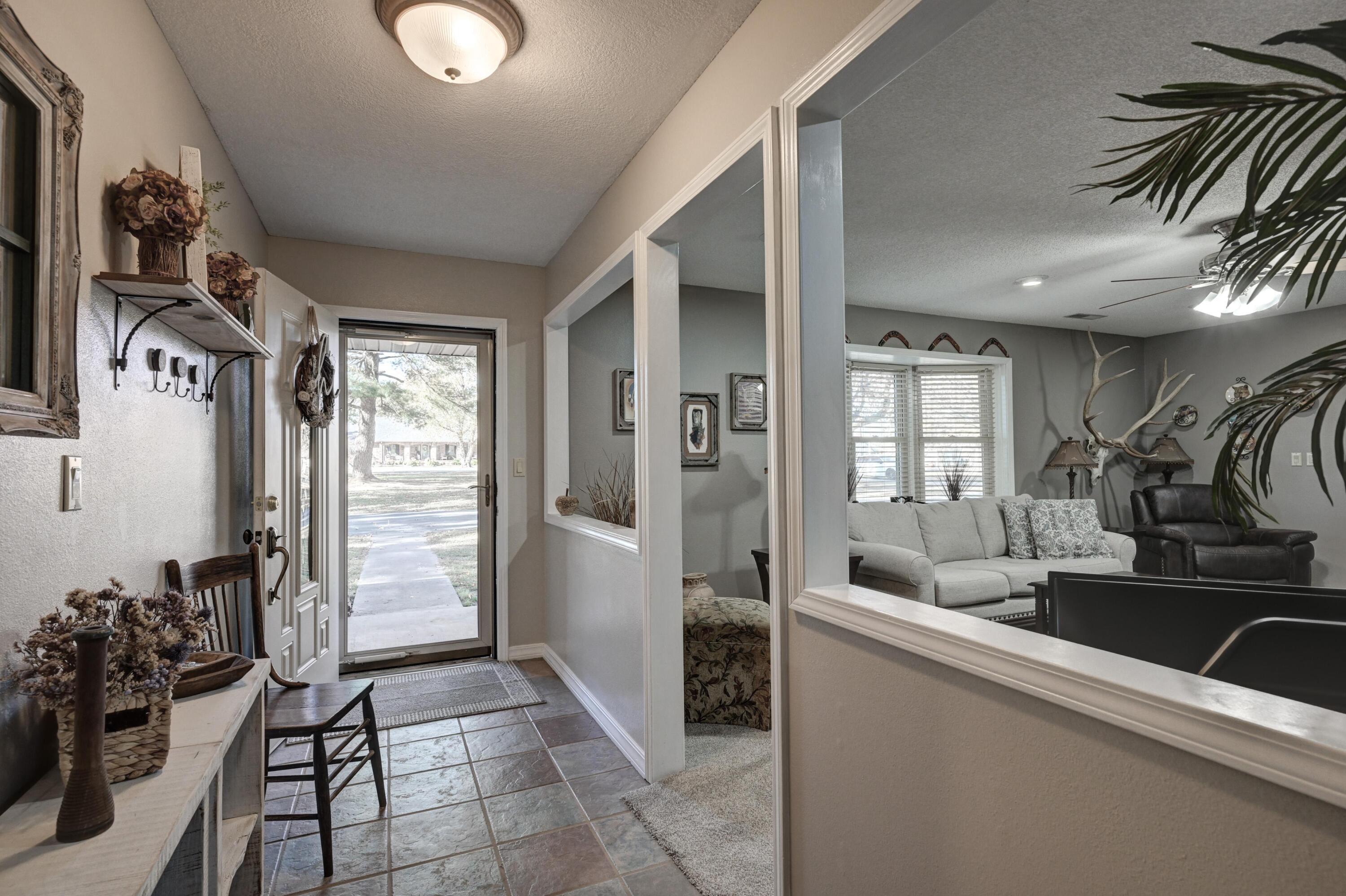 1272 Timberline Lane Property Photo 3