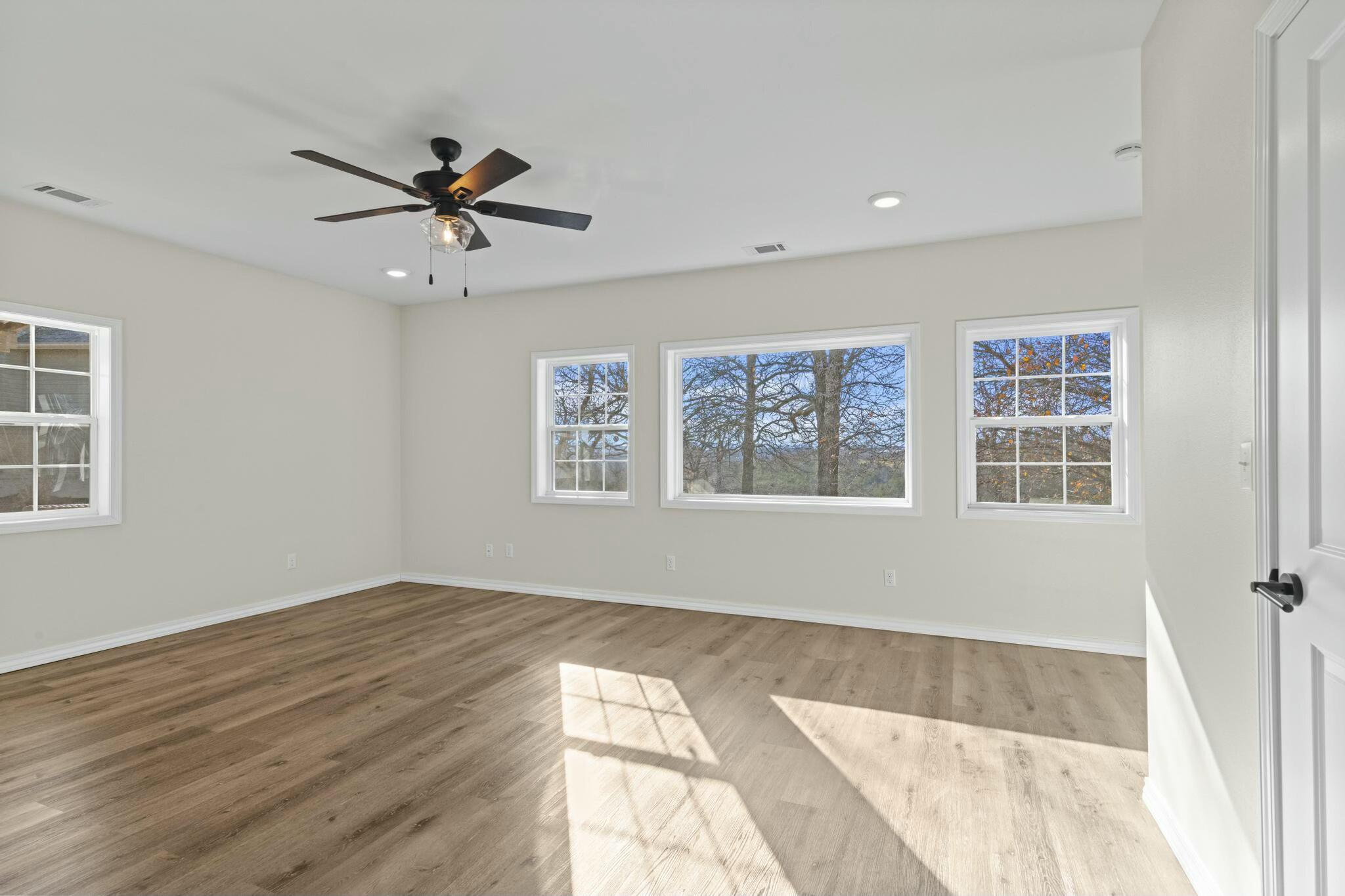 720 Yandell Cove Road Property Photo 37