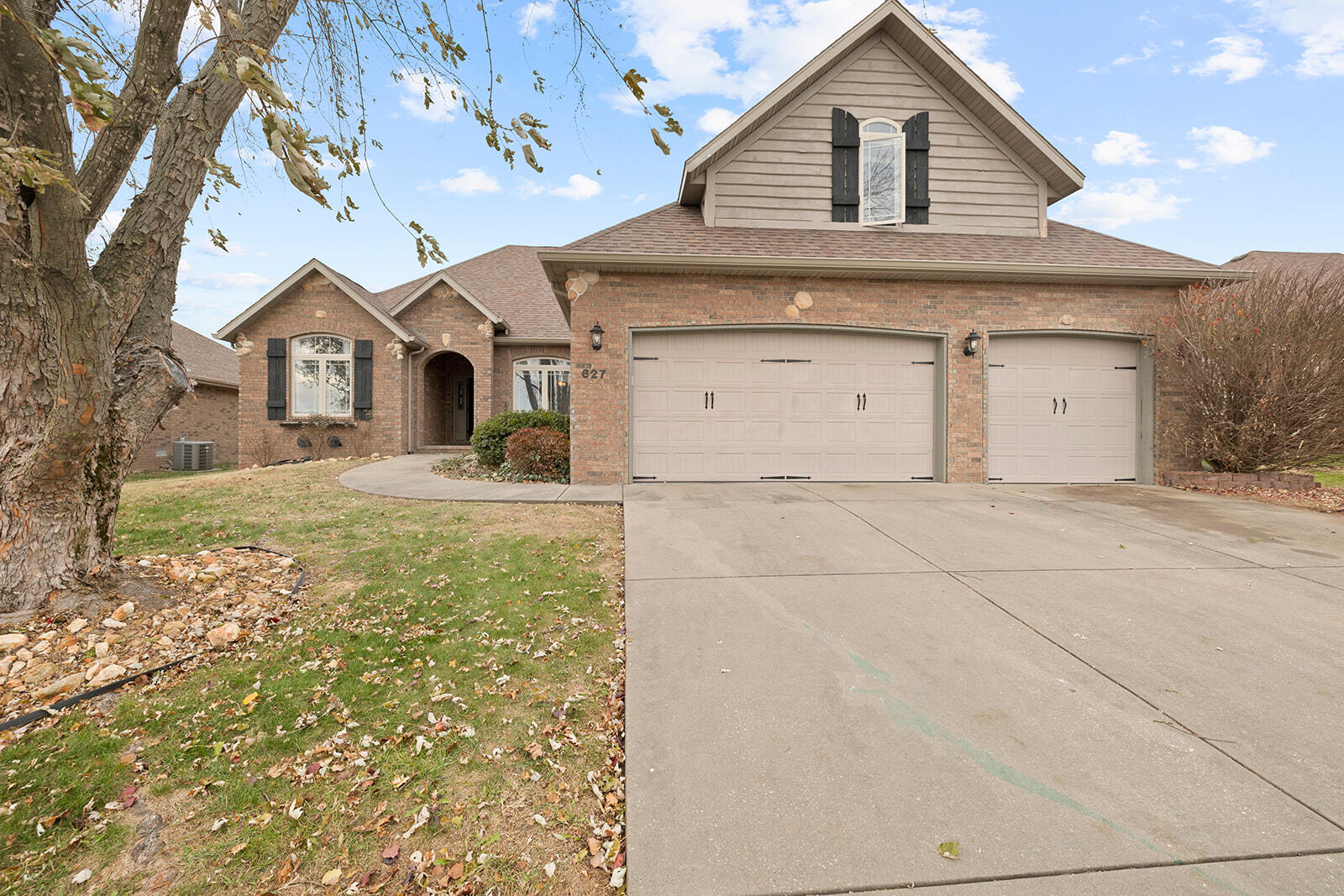 627 North Rockingham Avenue Property Photo