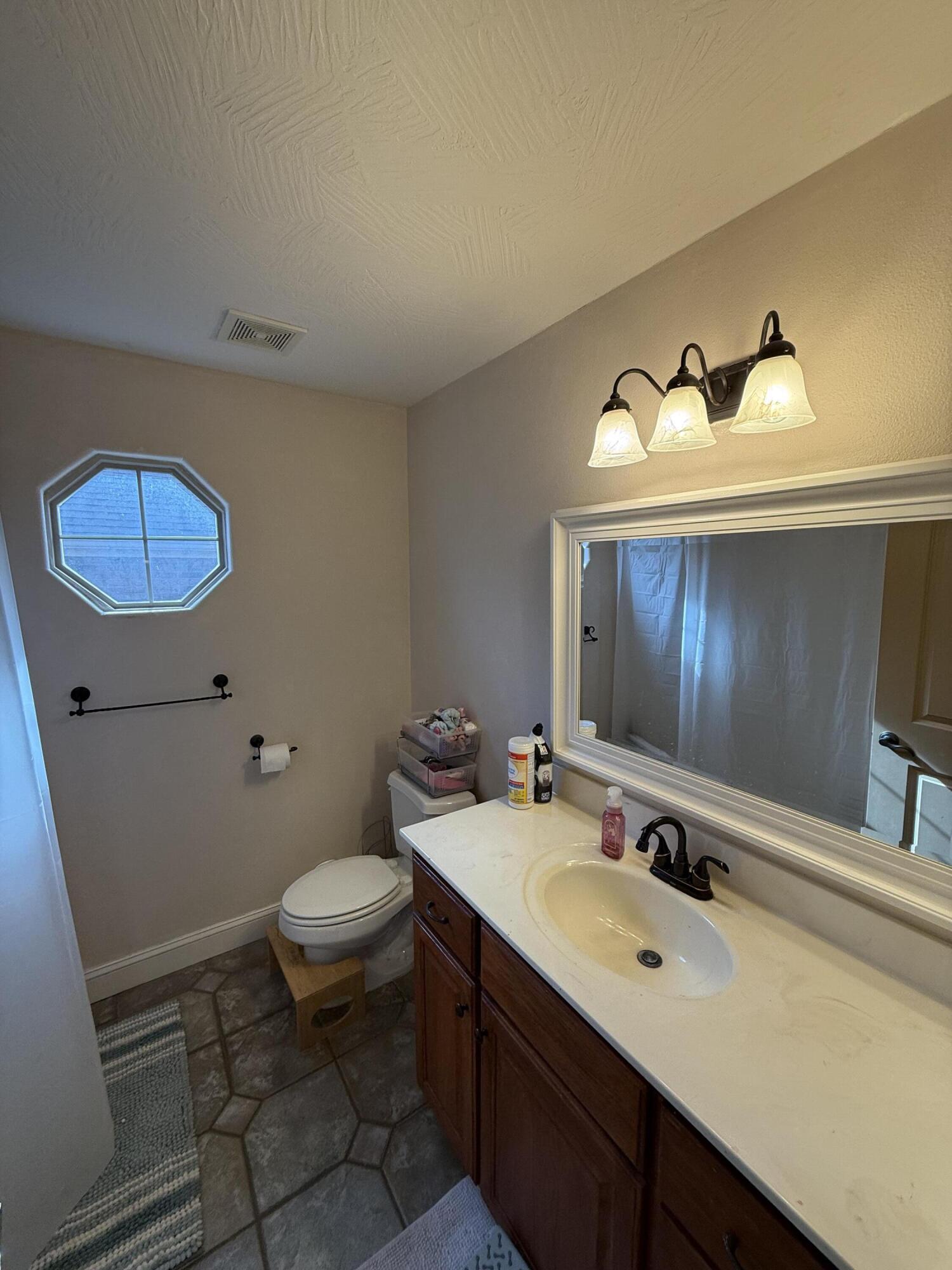 627 North Rockingham Avenue Property Photo 17
