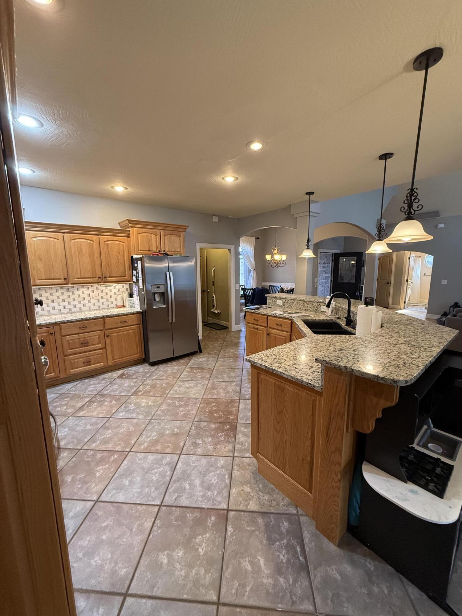 627 North Rockingham Avenue Property Photo 20
