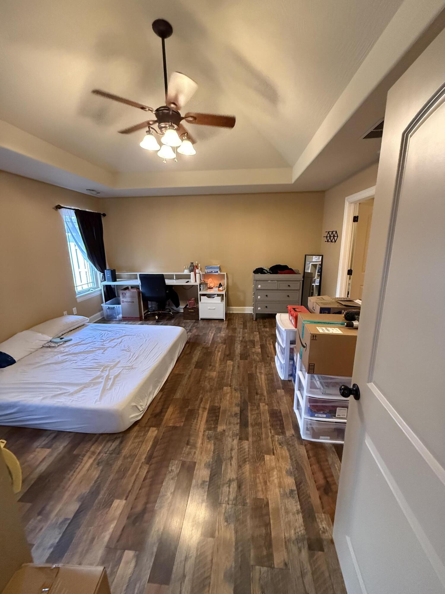 627 North Rockingham Avenue Property Photo 28
