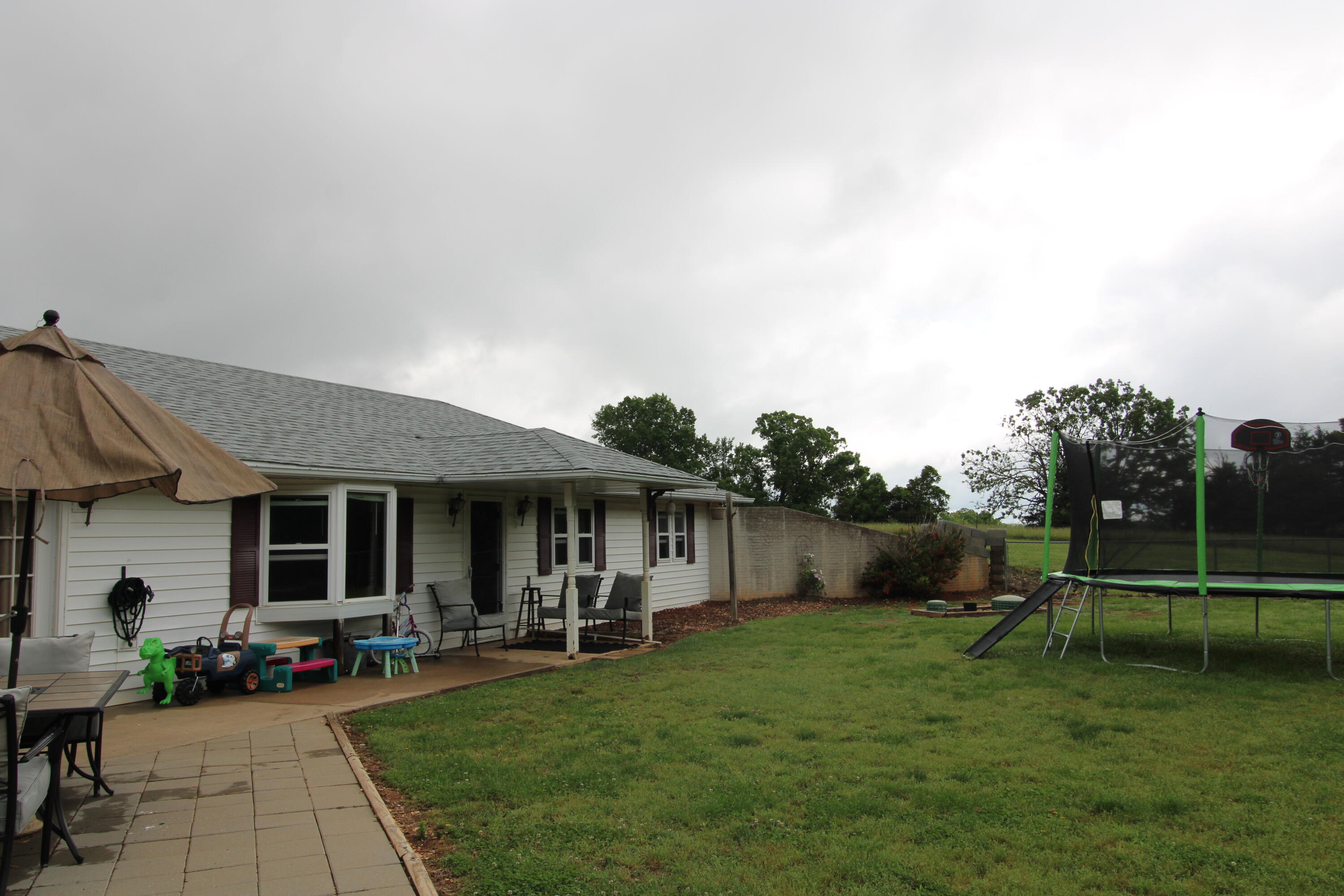 3349 Oldfield Road Property Photo 3
