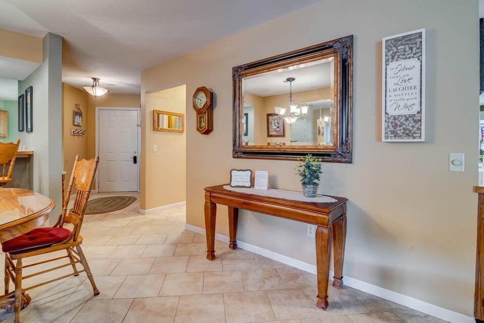 280 Wimbledon Drive Property Photo 4
