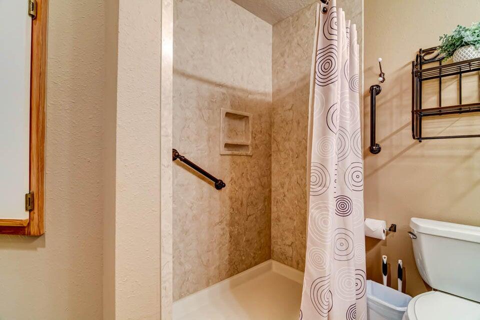 280 Wimbledon Drive Property Photo 16