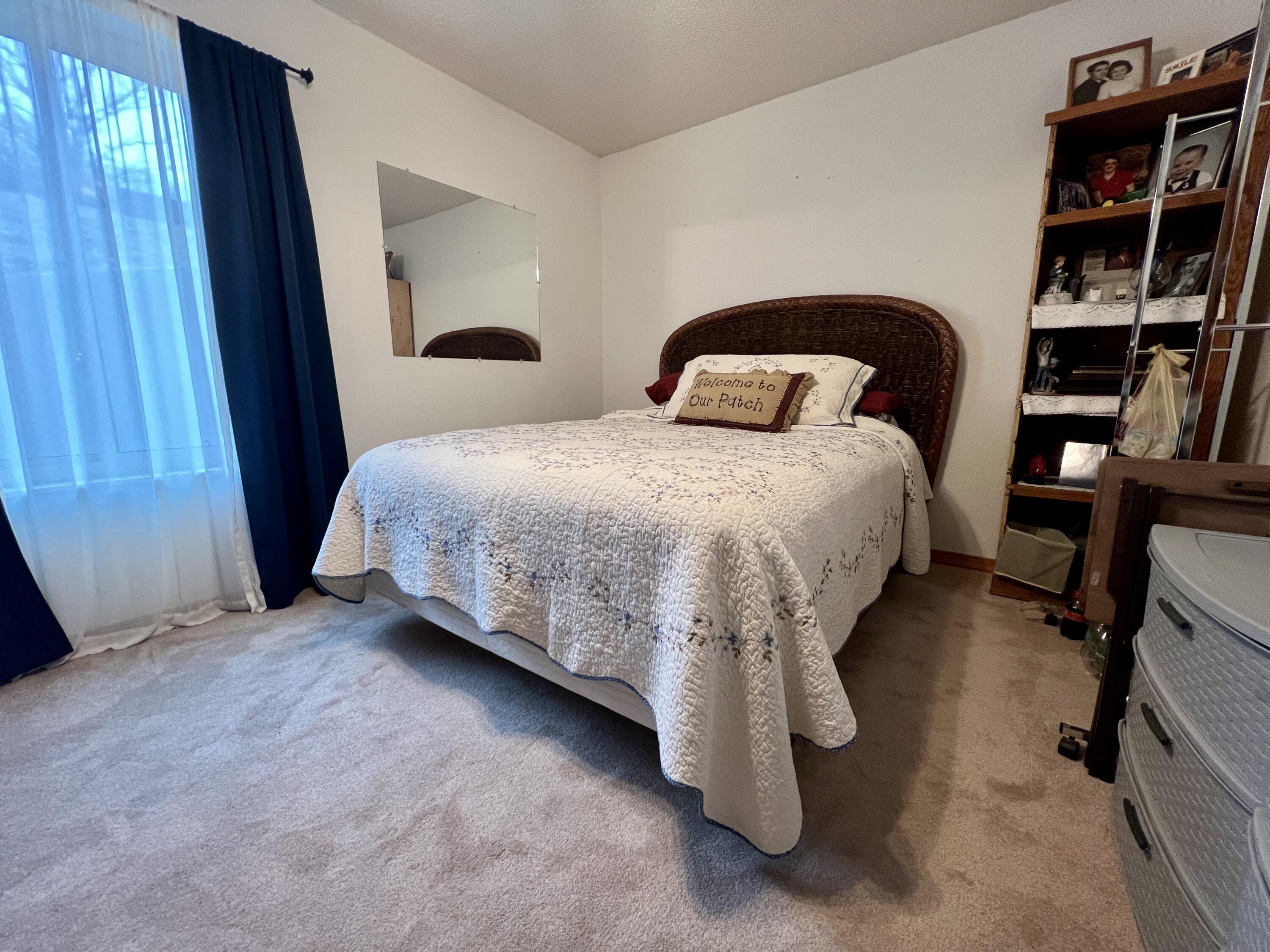 180 Wilshire Drive Property Photo 9