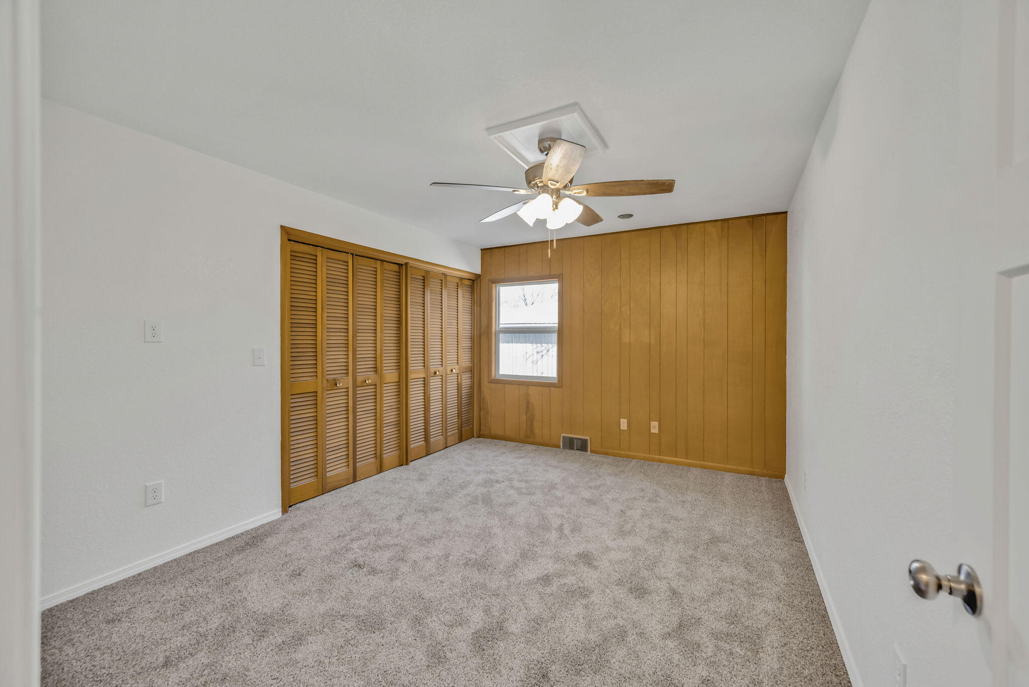 213 Mill Street Property Photo 32