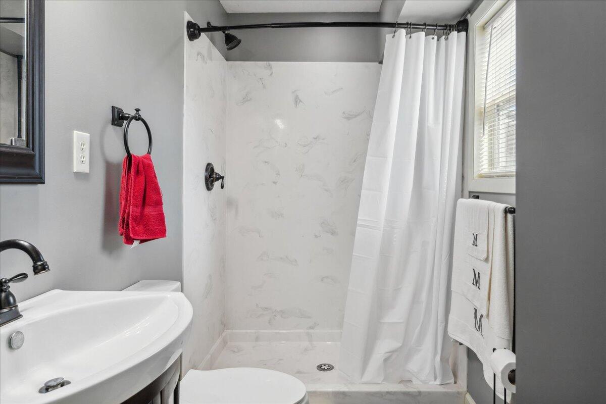 3828 North Farm Road 115 Property Photo 25