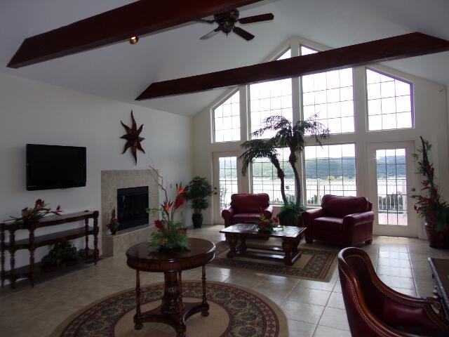 000 Emerald Isle Drive Ph 10 Lt 360 Property Photo 8