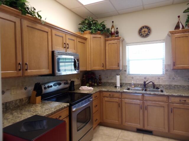 000 Emerald Isle Drive Ph 10 Lt 360 Property Photo 10