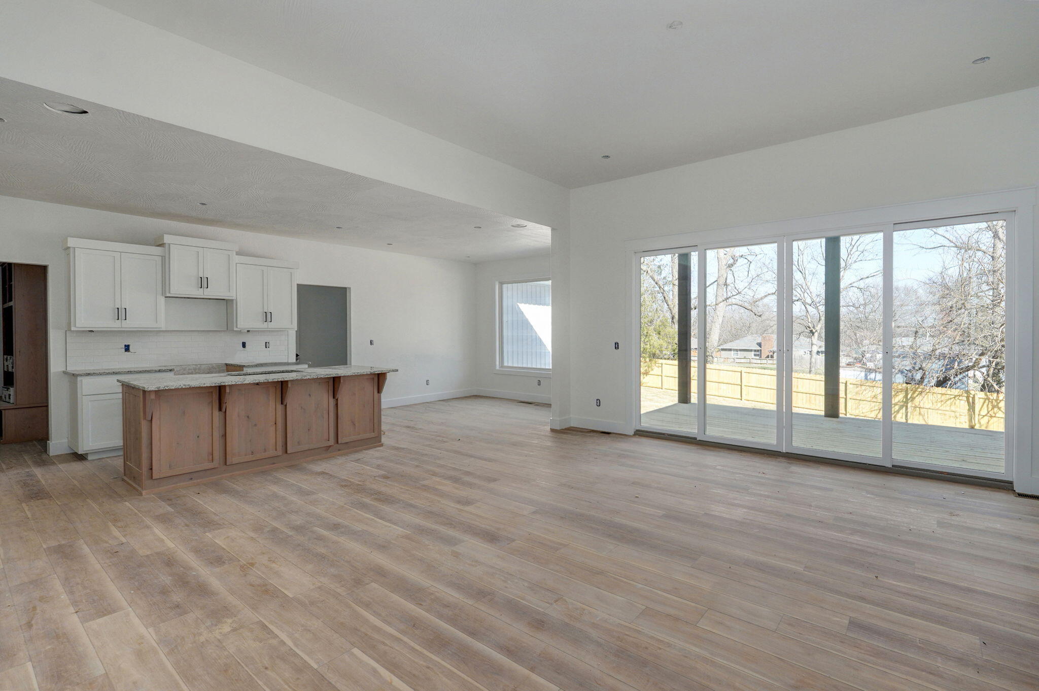 Lot 15 South Sycamore Avenue Property Photo 2