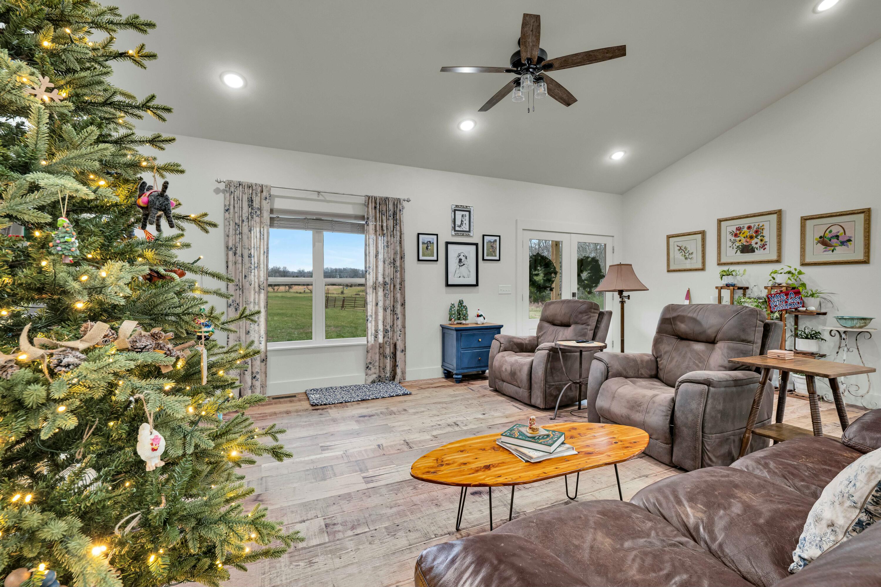 8532 County Road 6890 Property Photo 13