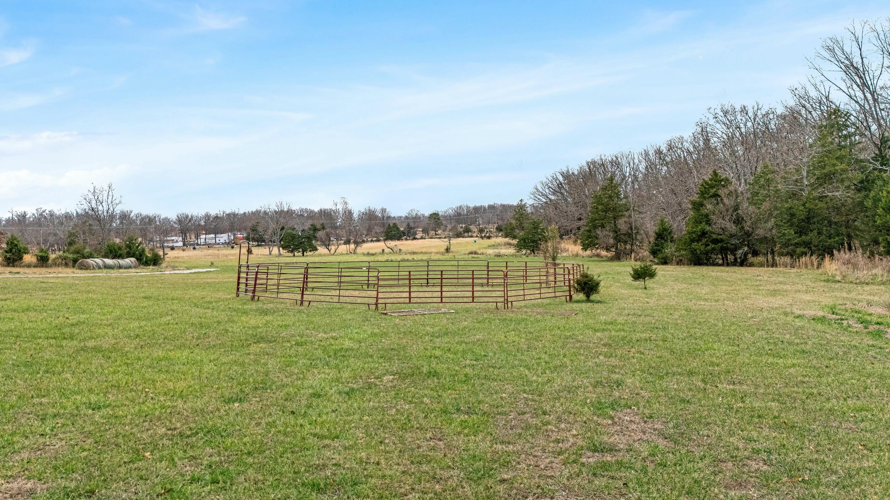 8532 County Road 6890 Property Photo 48