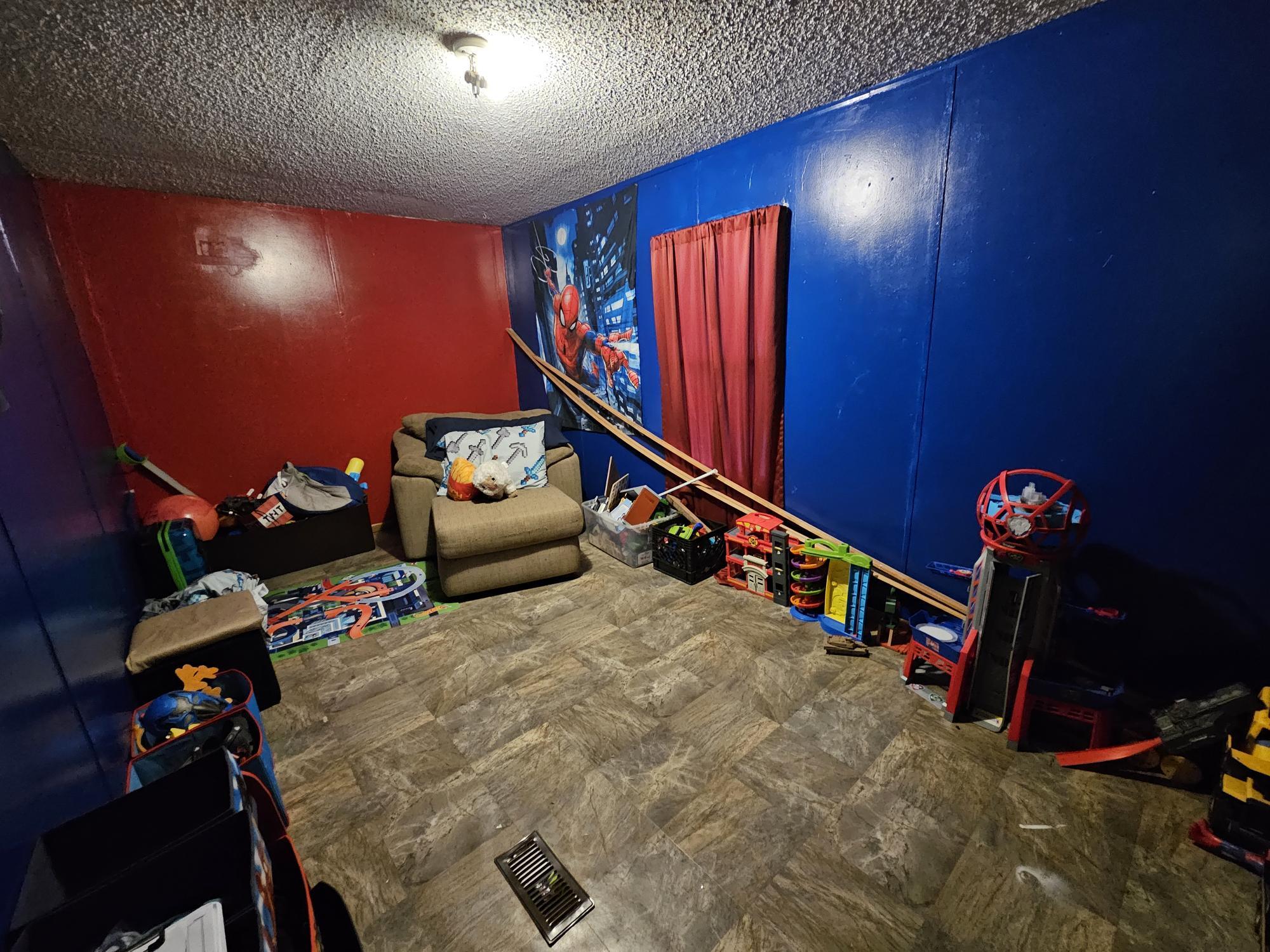 306/308 Jesse James Road Property Photo 10