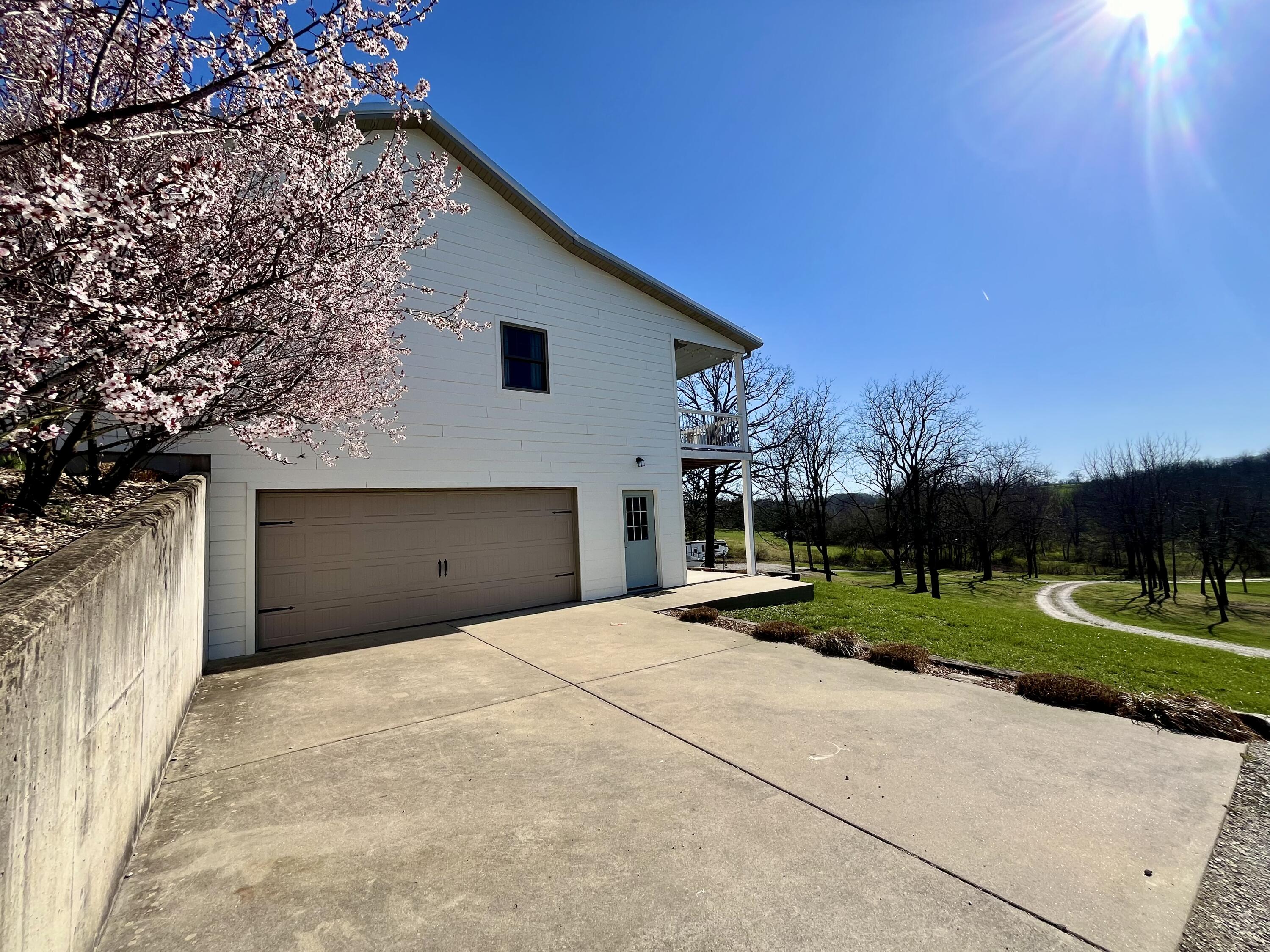 4404 Girlstown Road Property Photo 7