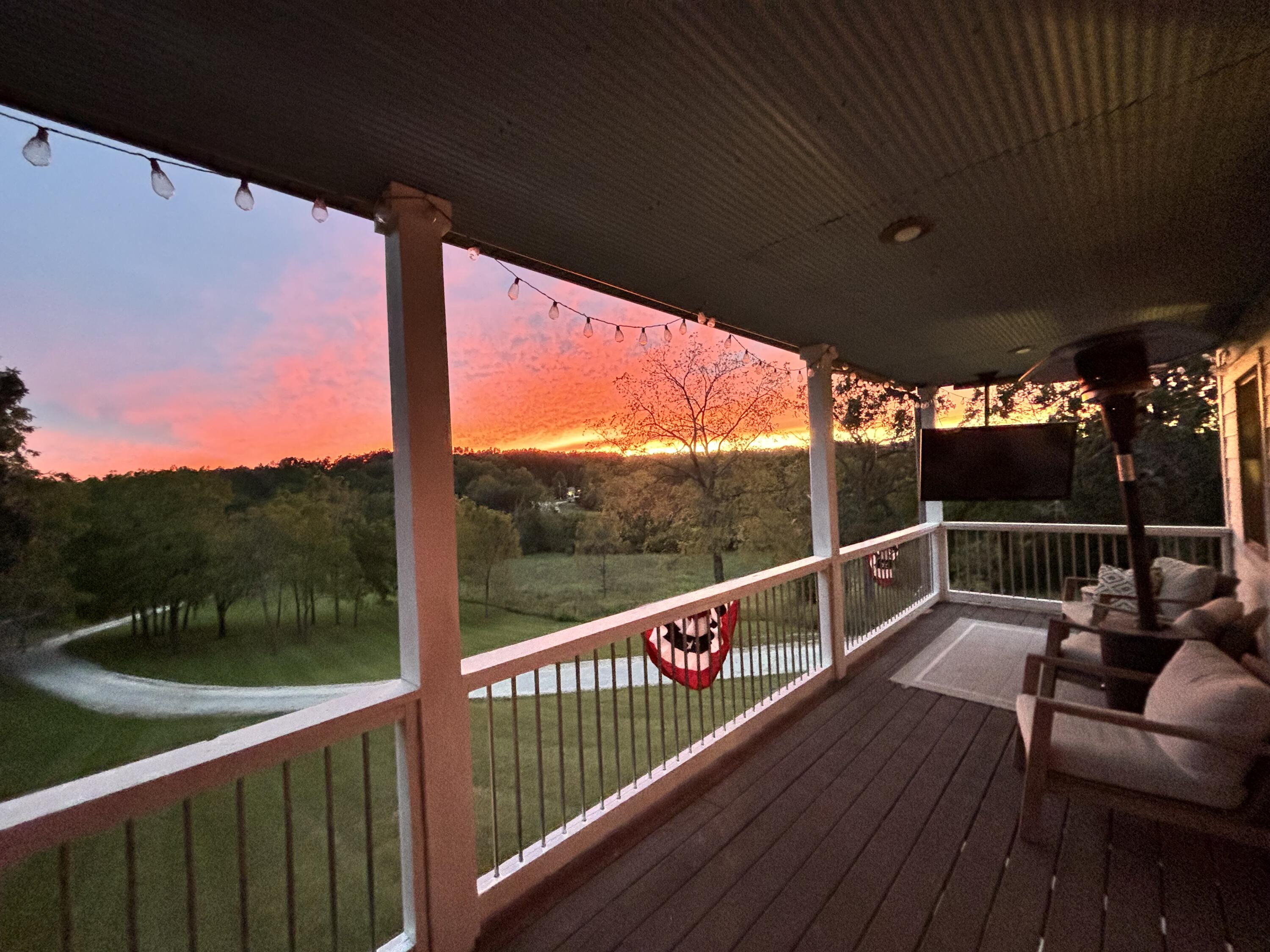 4404 Girlstown Road Property Photo 10